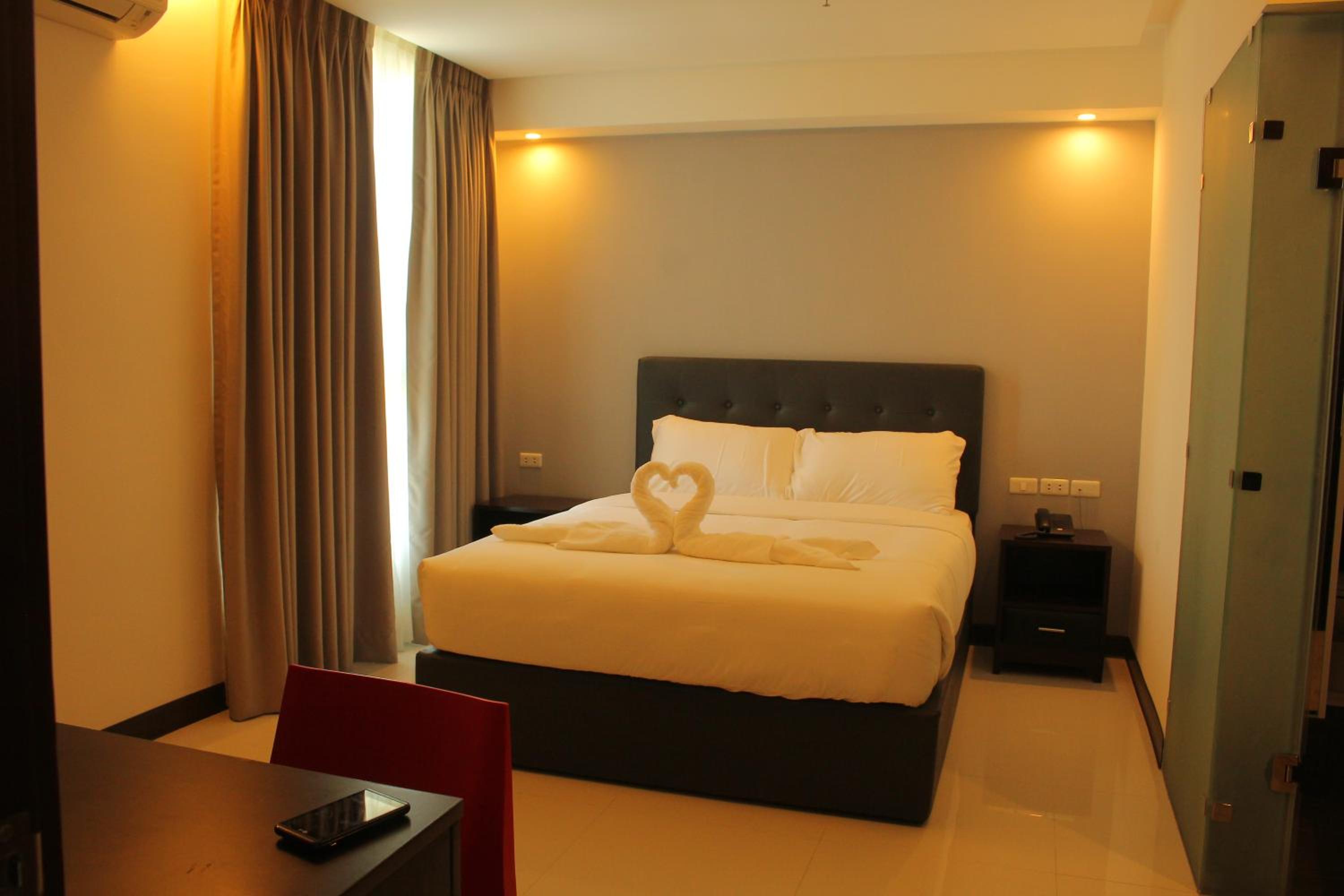 Standard Queen Room photo 1