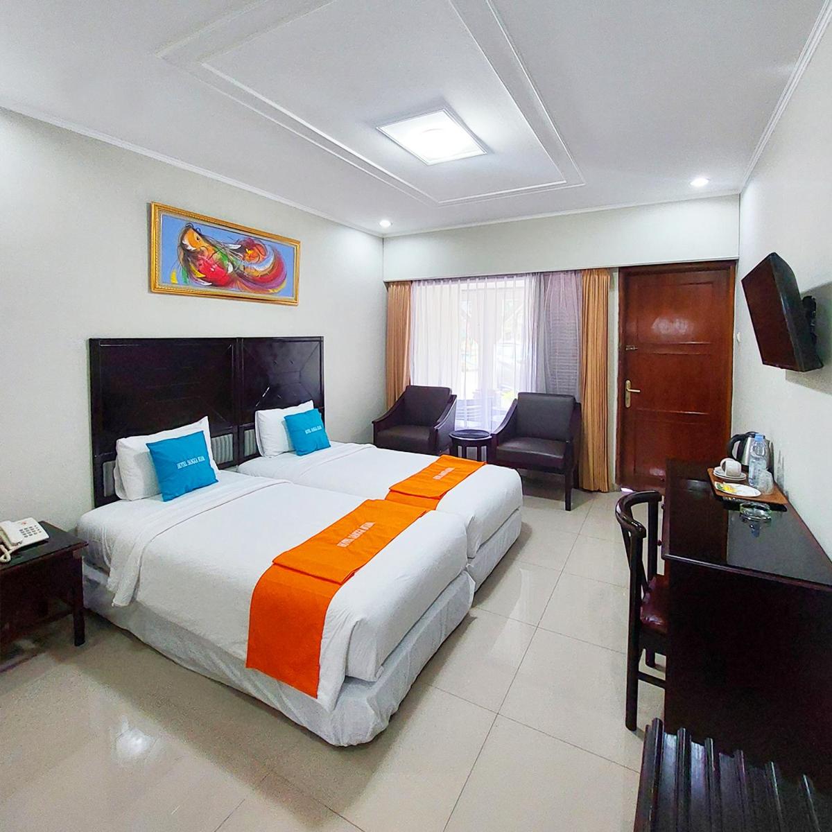 Deluxe Twin Room - Photo 1
