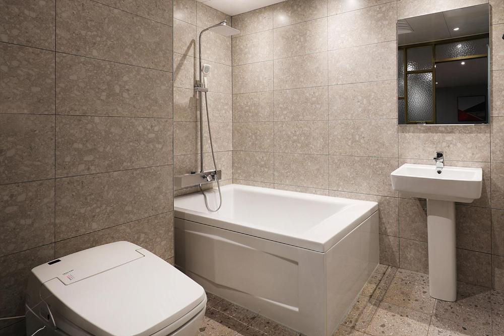 Family Suite - Photo 3