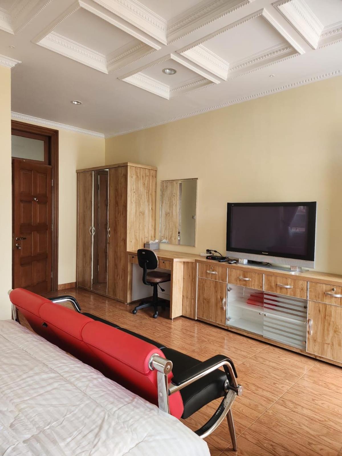 Villa photo 1