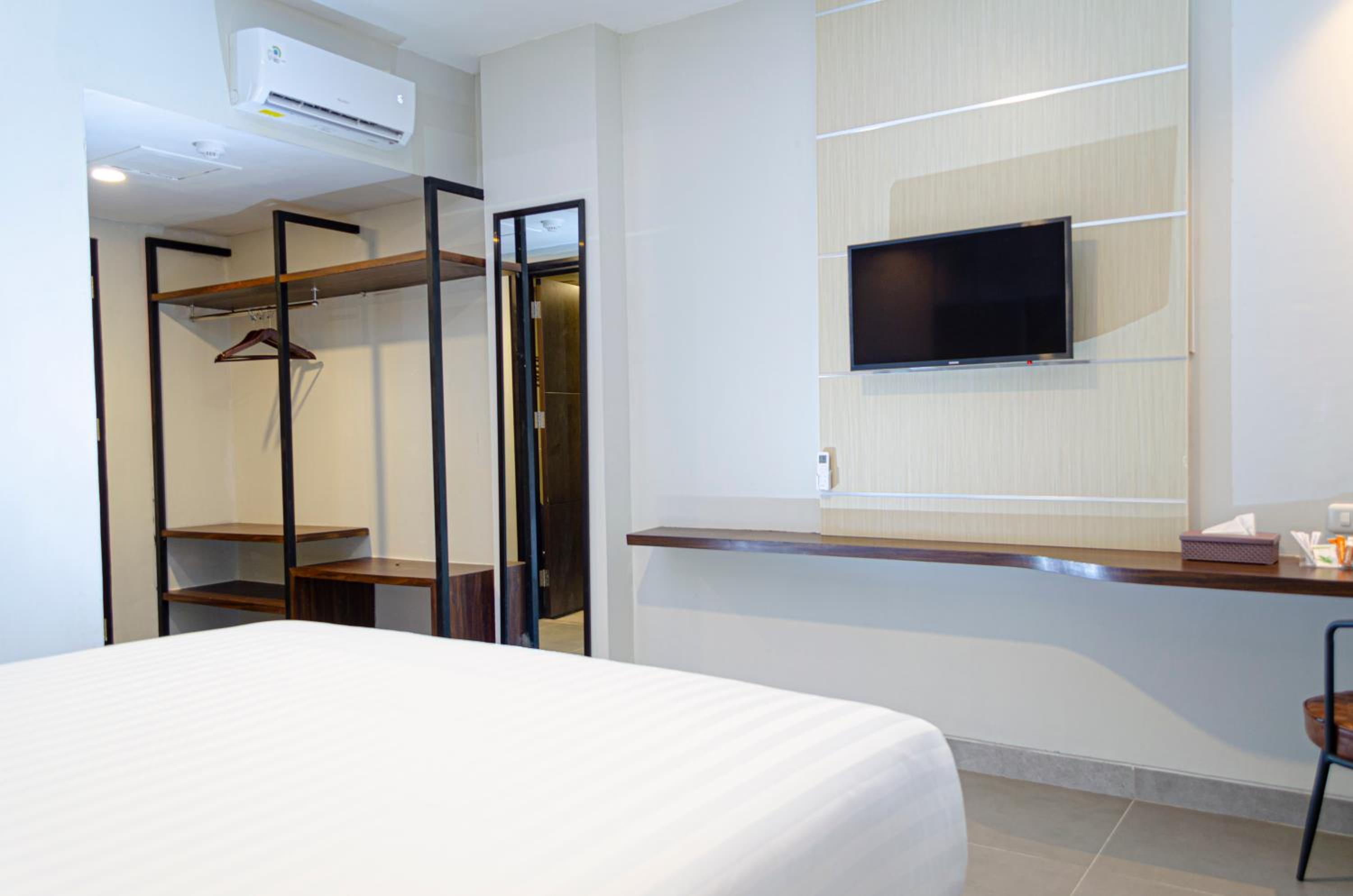 Superior King Room photo 2