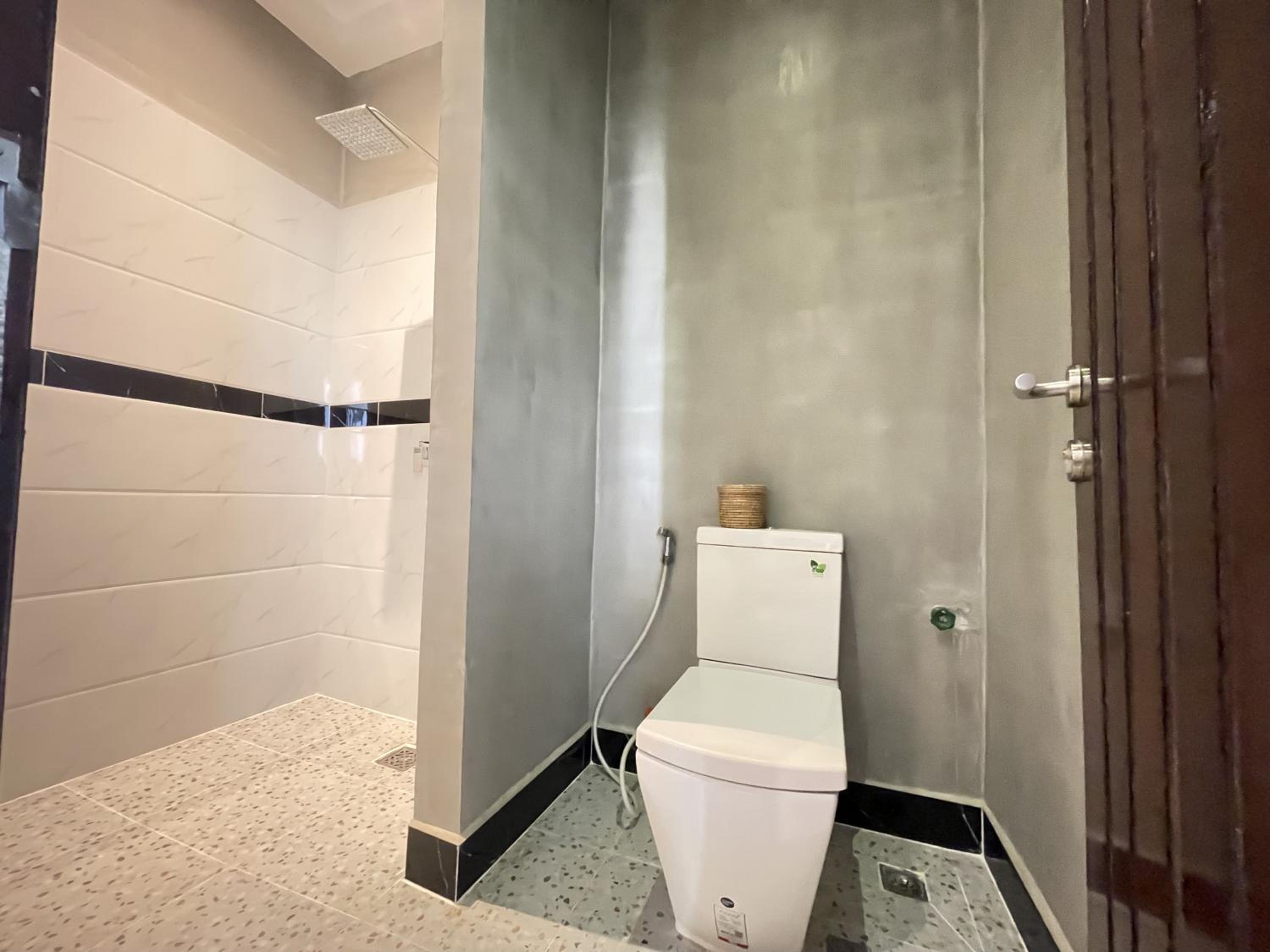 Cabana Double With Balcony - Free Pick Up - Photo 2