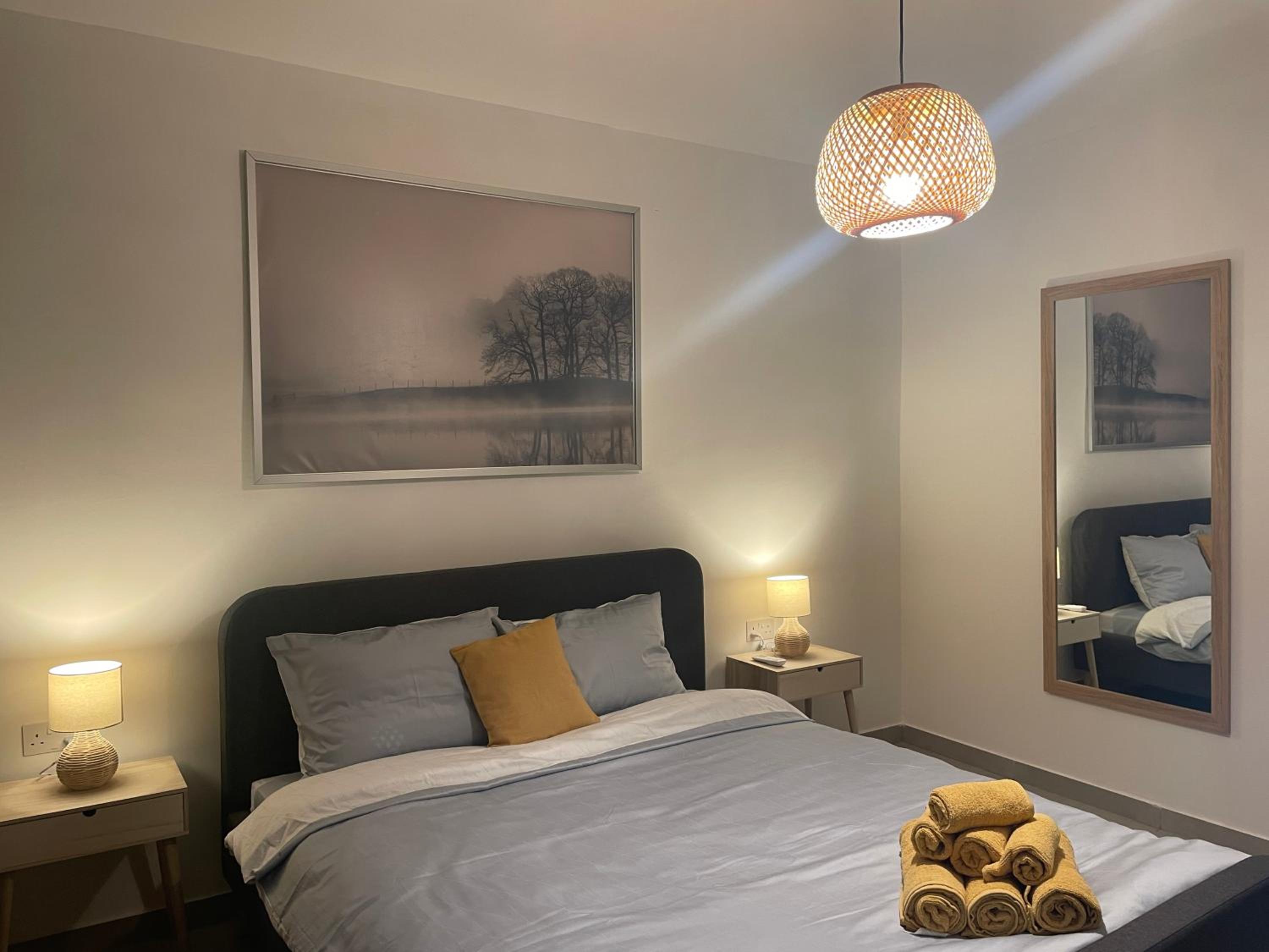 One-Bedroom Apartment