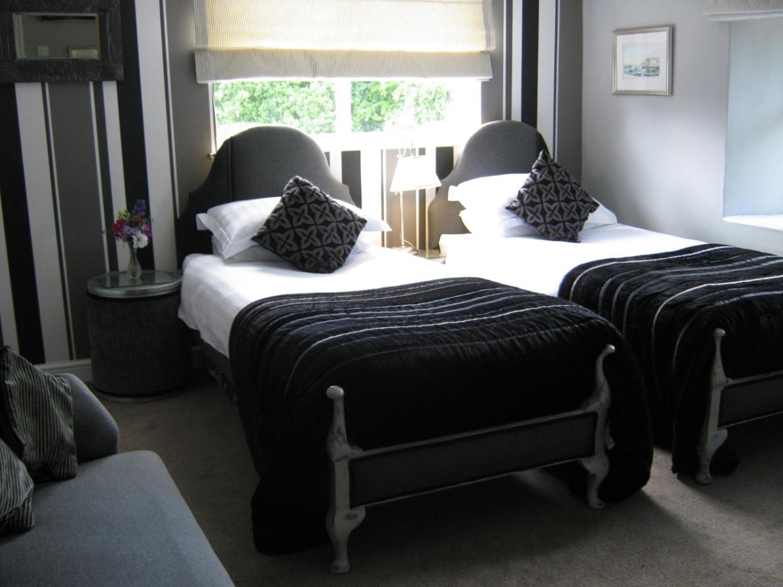 Deluxe Double or Twin Room - Photo 2