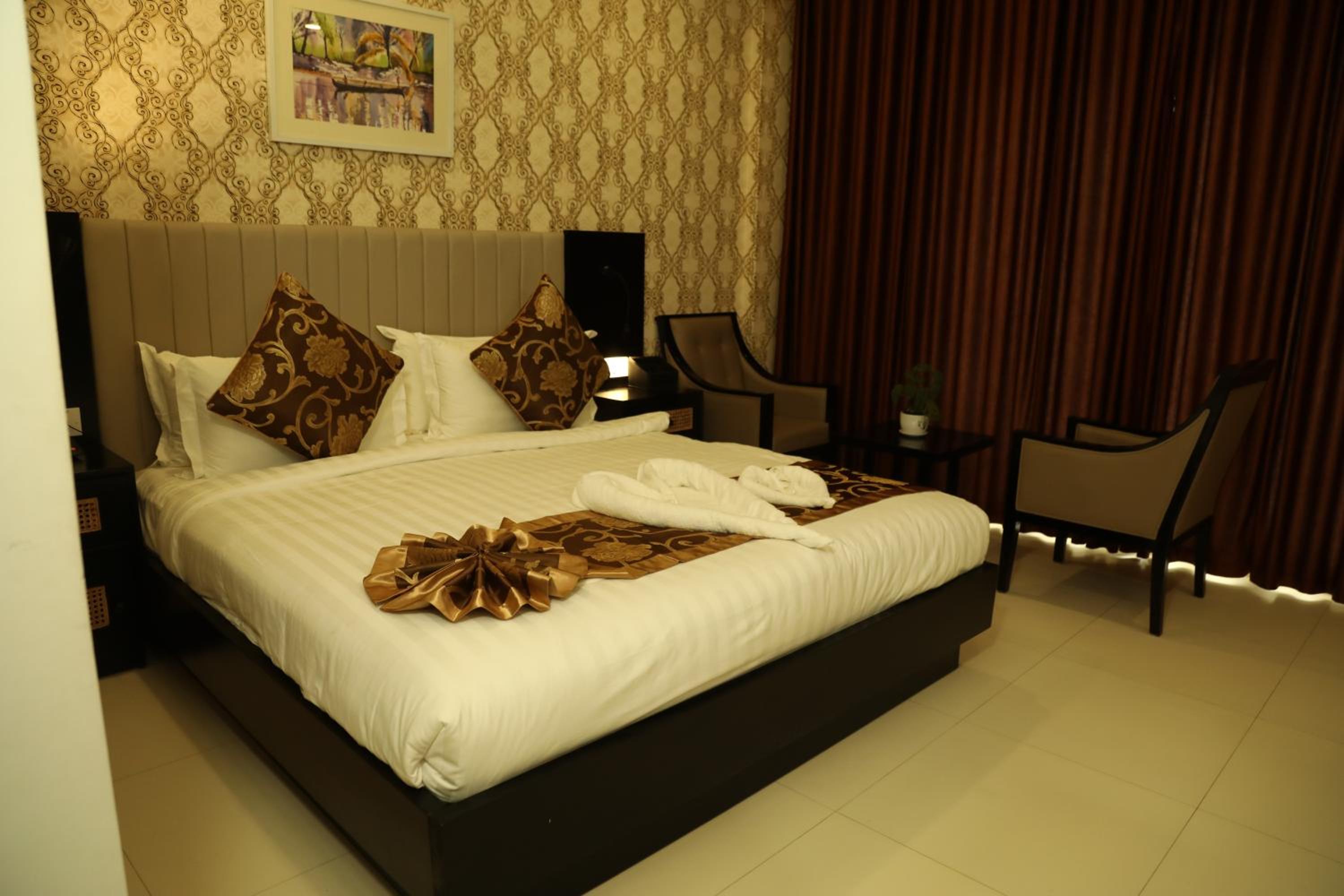 Deluxe Double Room photo 2