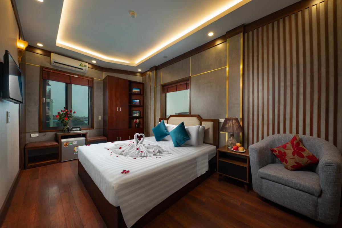 Superior King Room photo 3