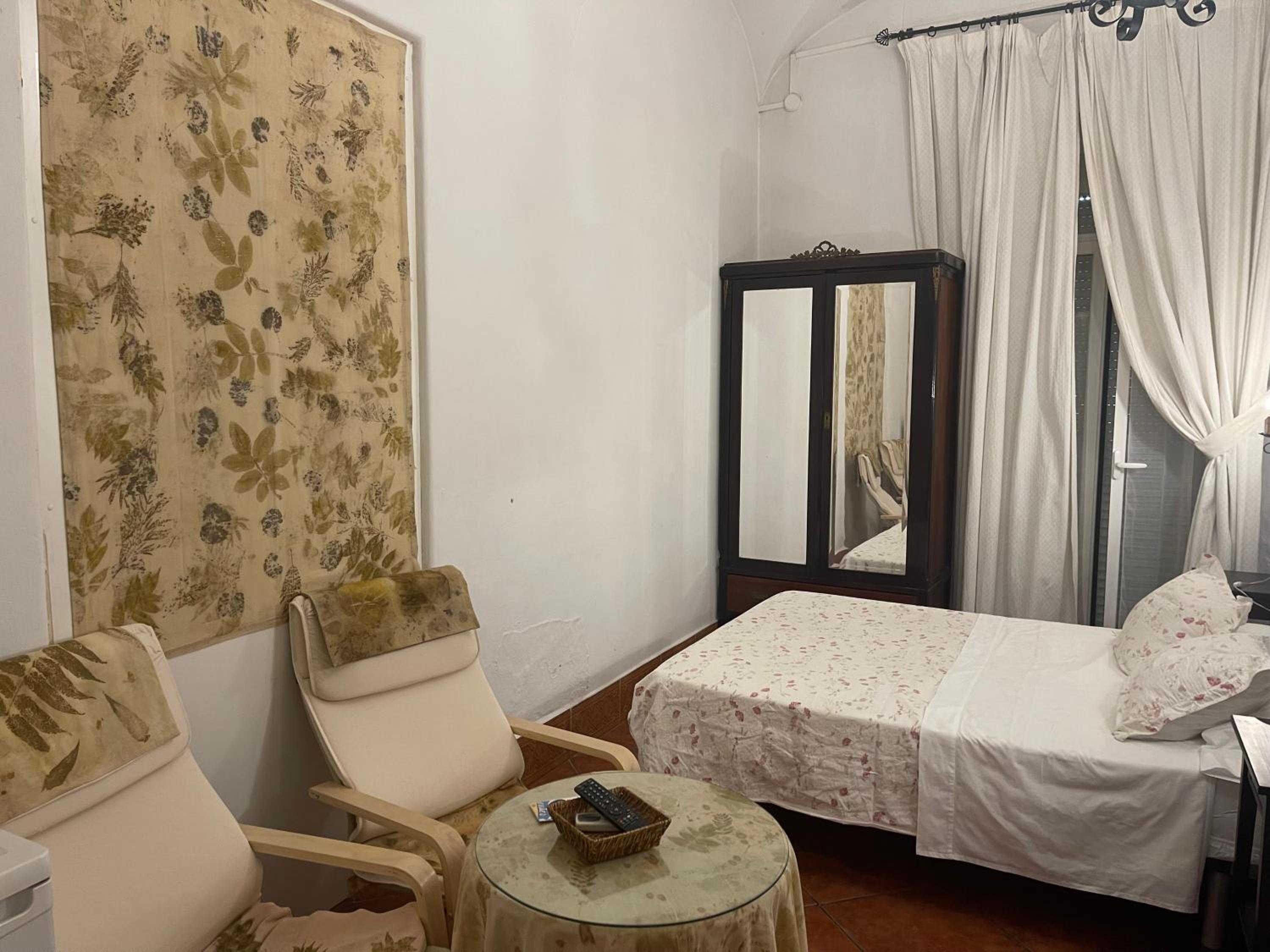 Habitación Doble con Baño Privado