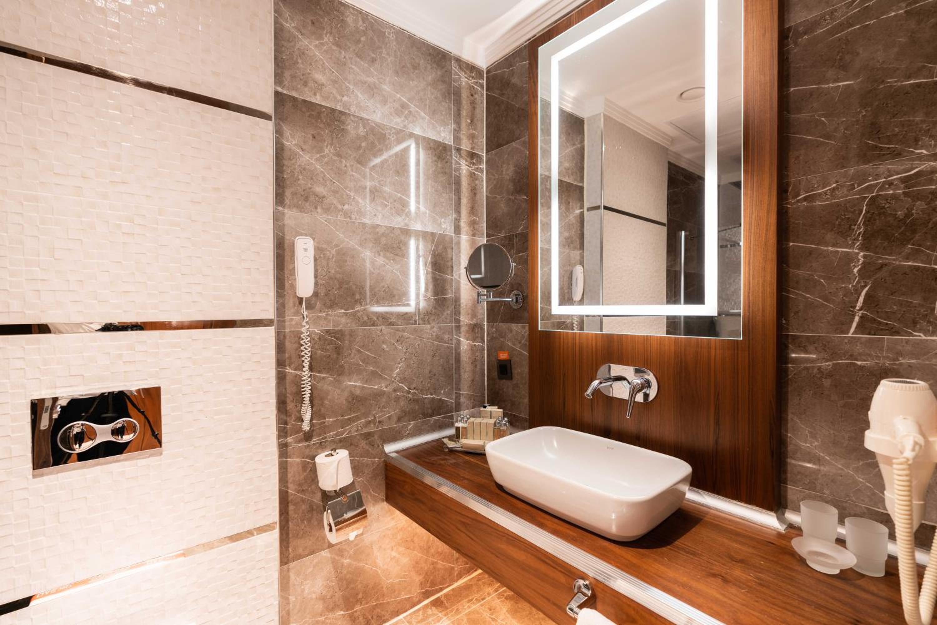 Suite photo 2