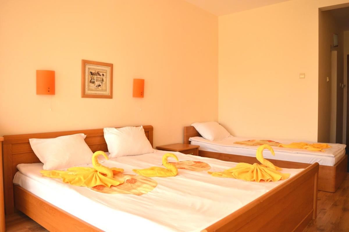 Triple Room photo 3