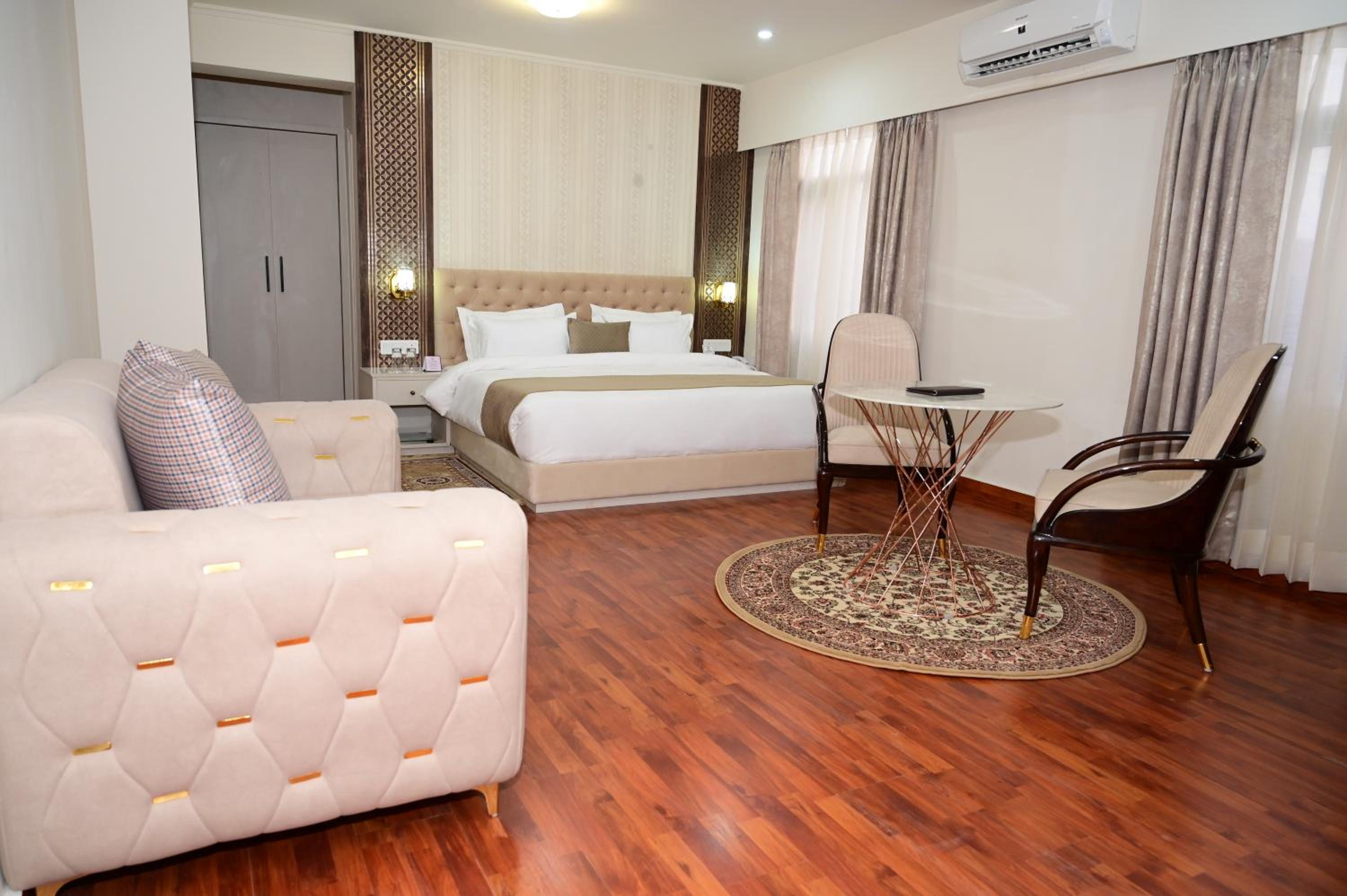 King Room - Photo 2