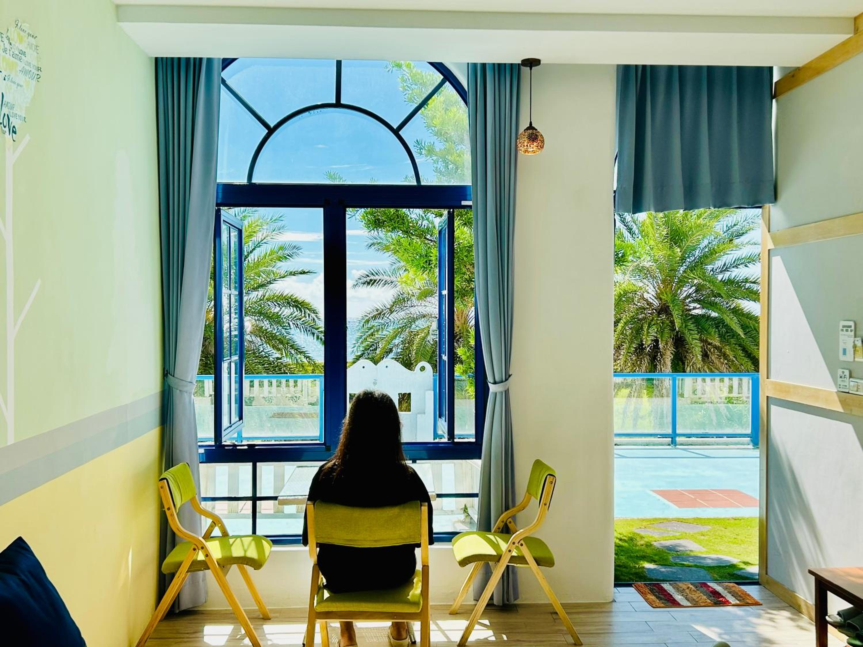 Family Room With Sea View photo 2