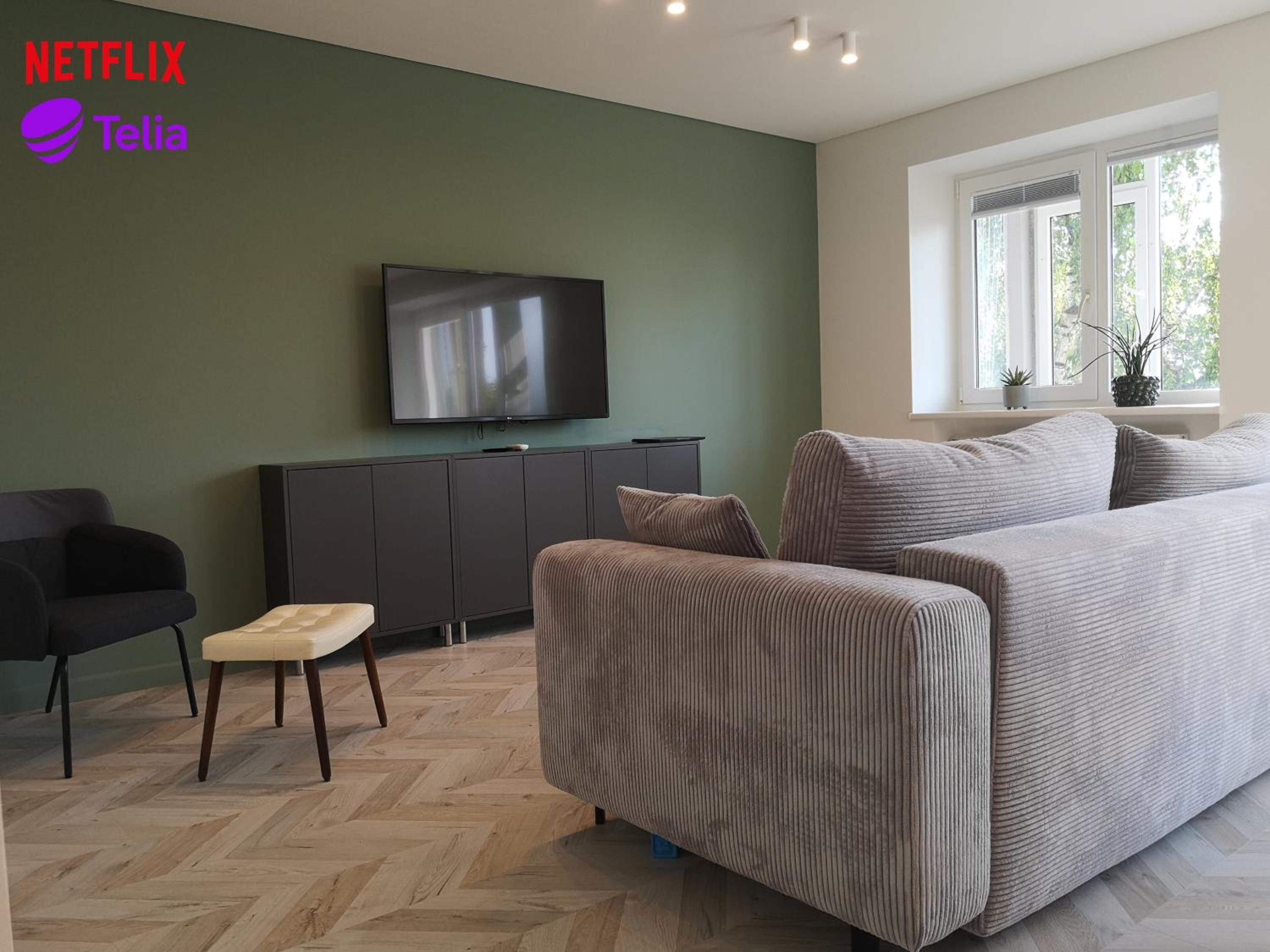 Apartment with Balcony - Photo 31
