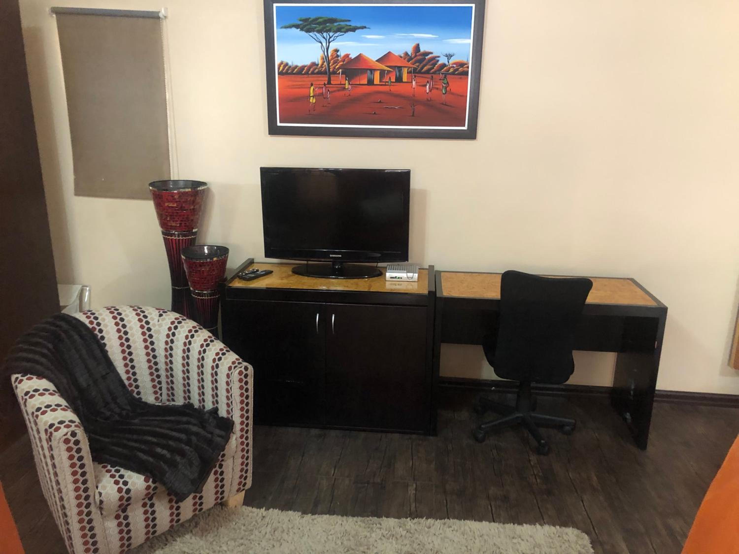 Deluxe Double or Twin Room photo 2
