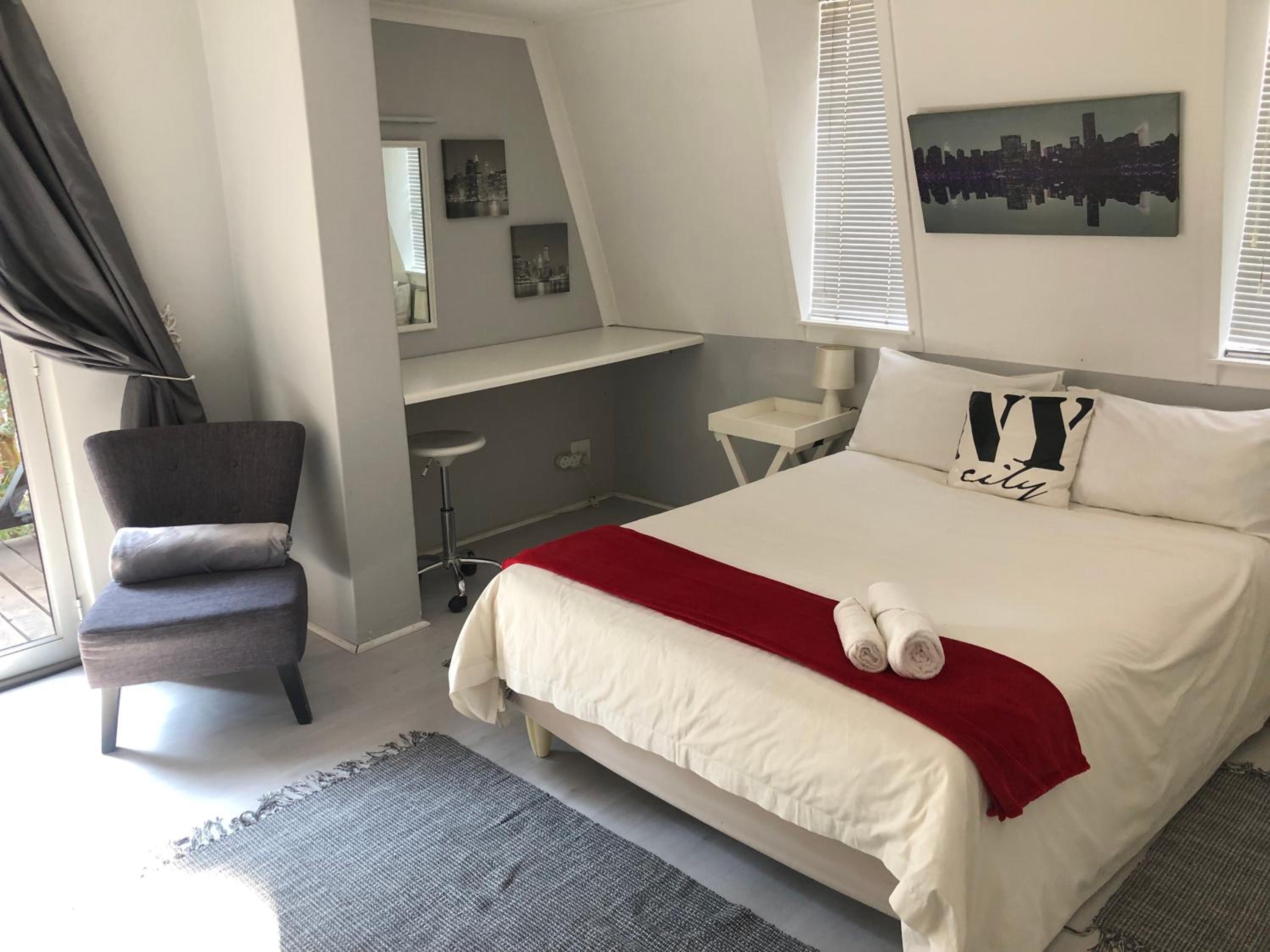 Deluxe Double Room photo 2