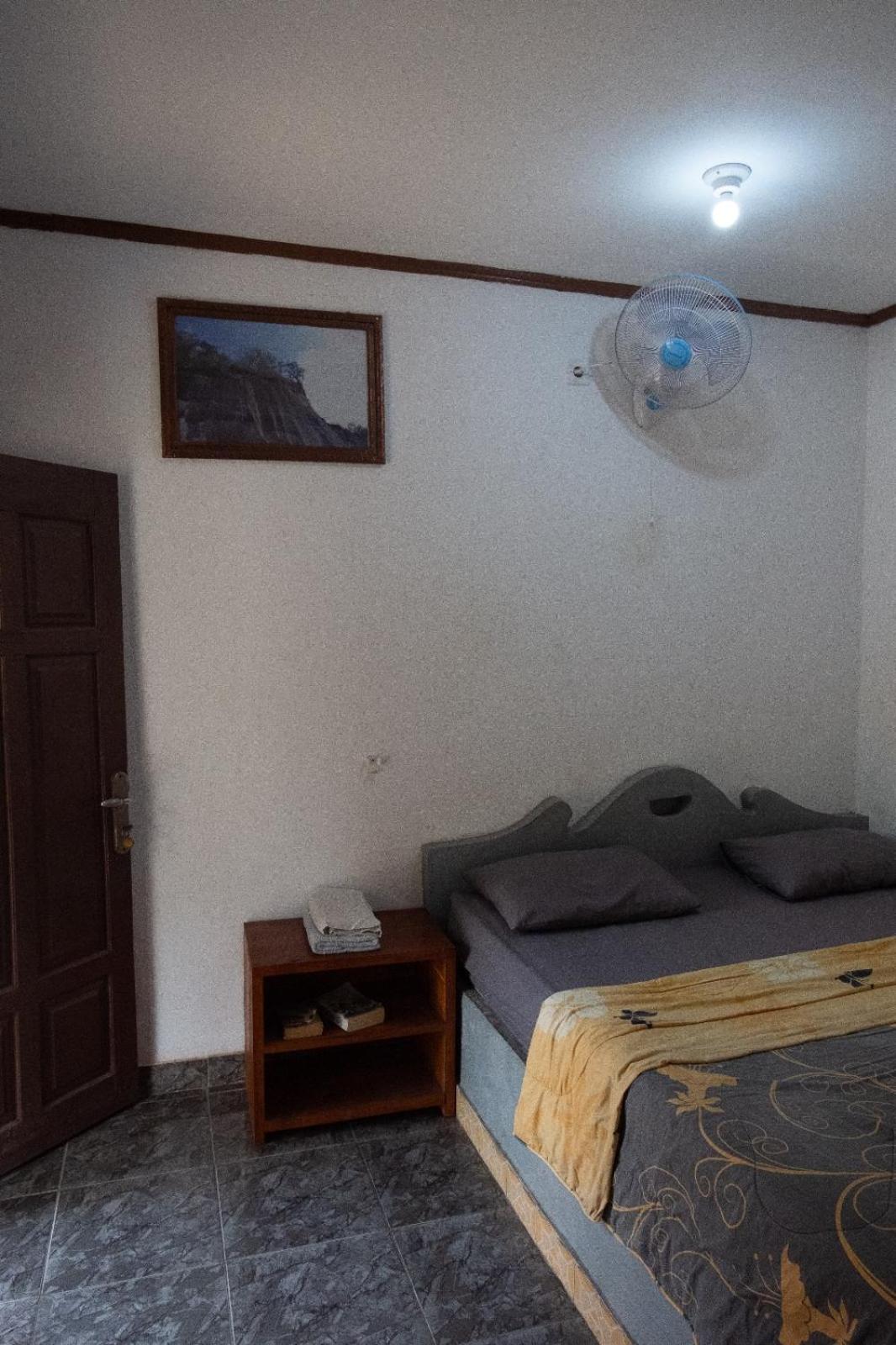 Deluxe Double Room with Balcony - Photo 5