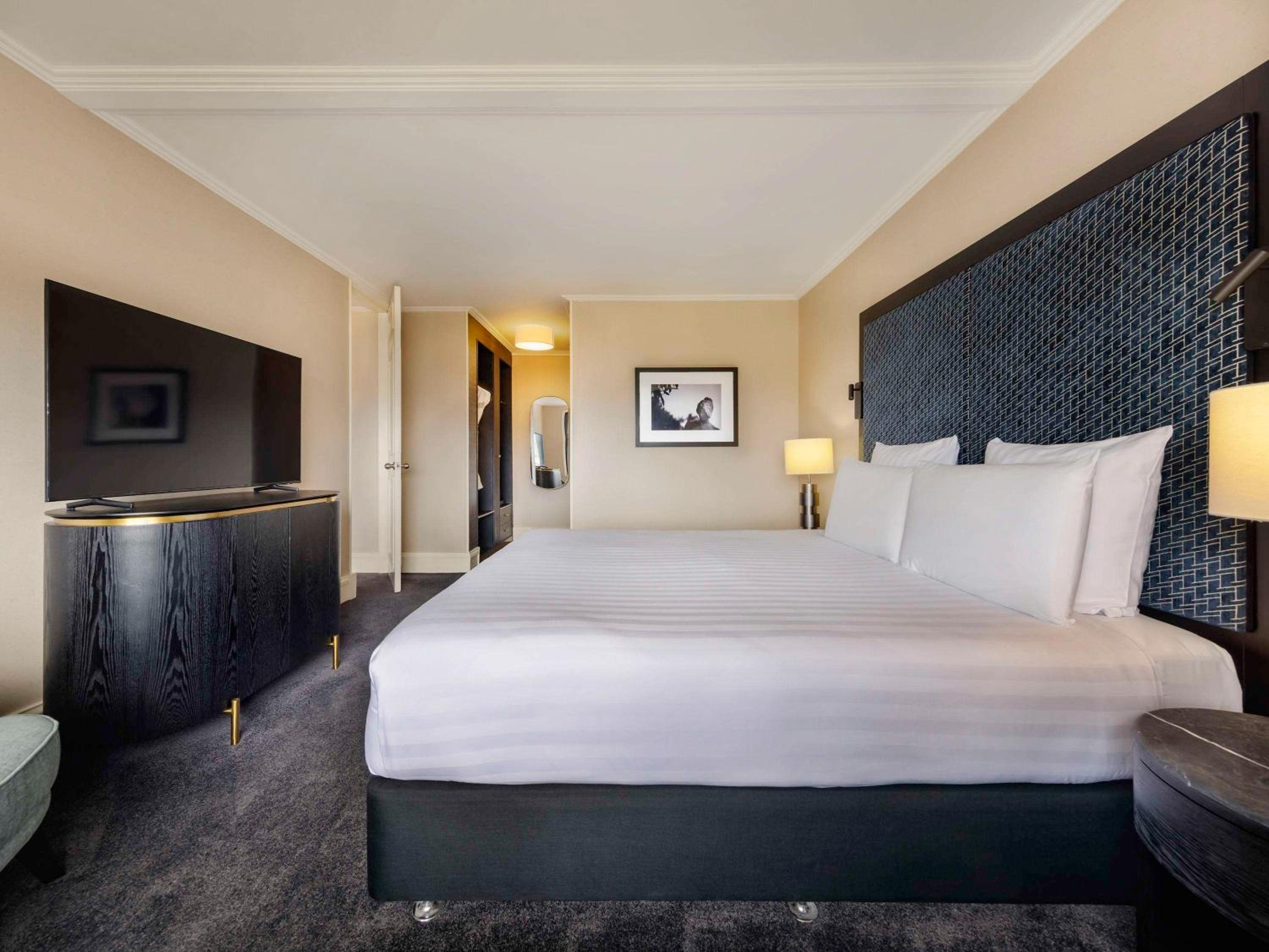 Junior King Suite - Photo 1