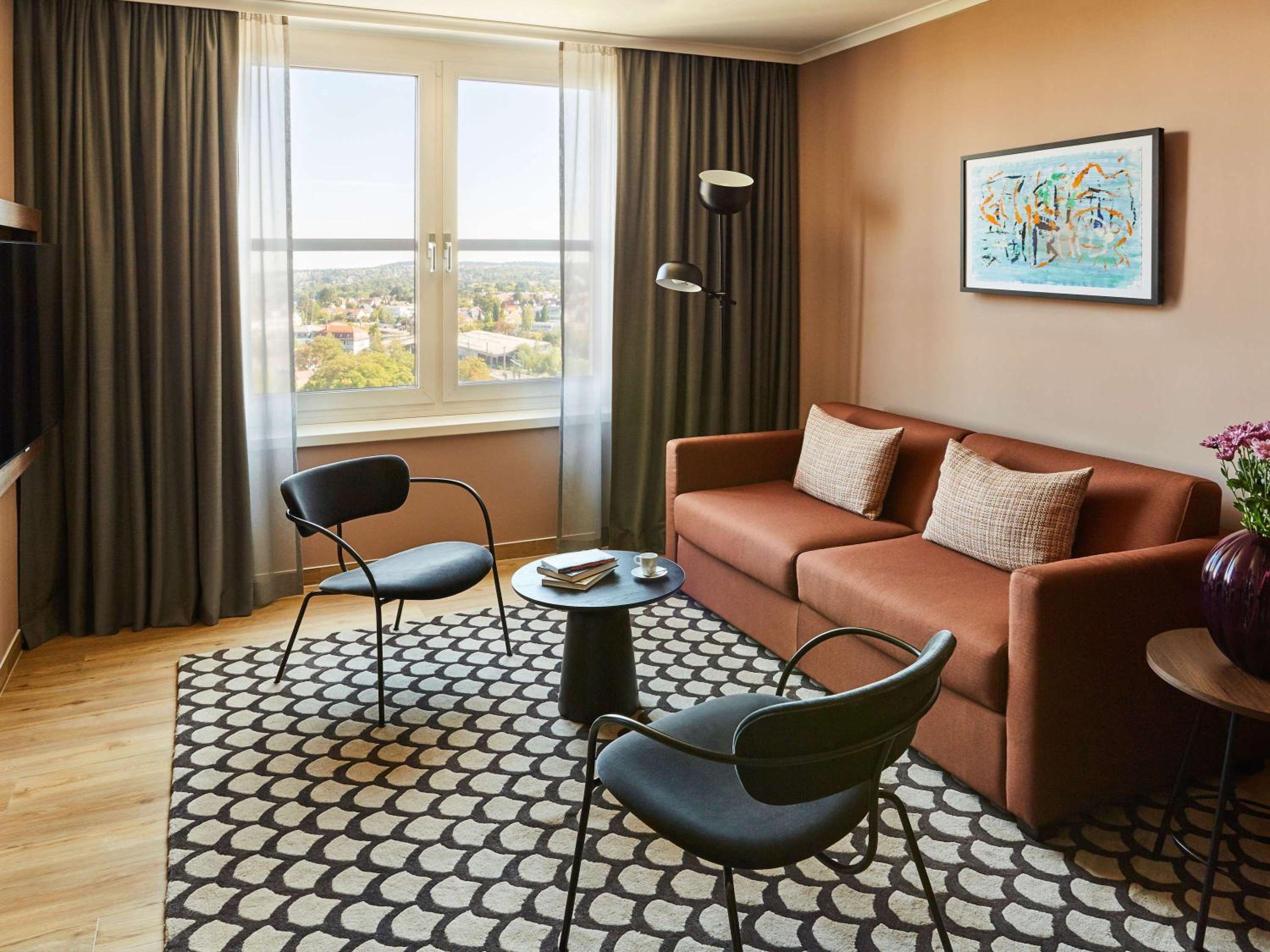 Deluxe Suite - Photo 4