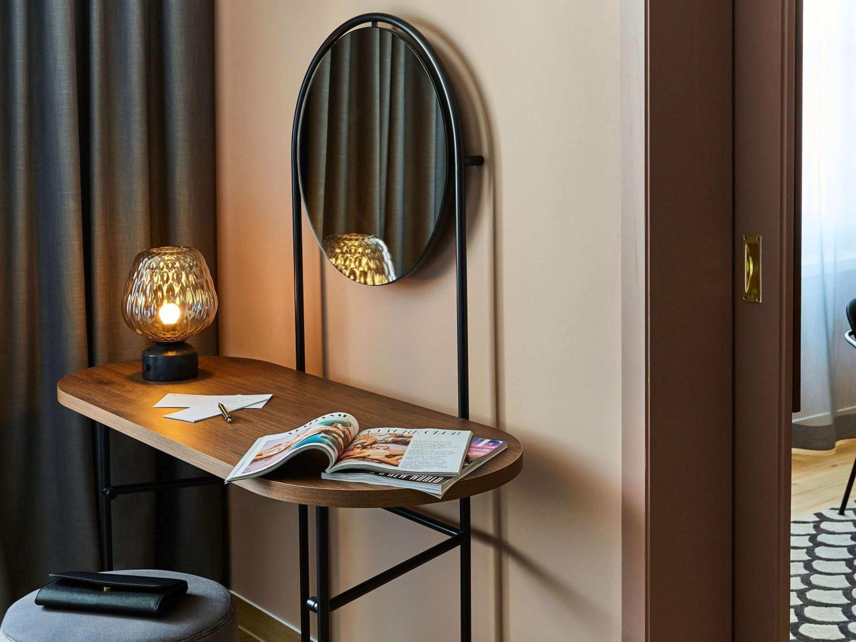 Deluxe Suite - Photo 2