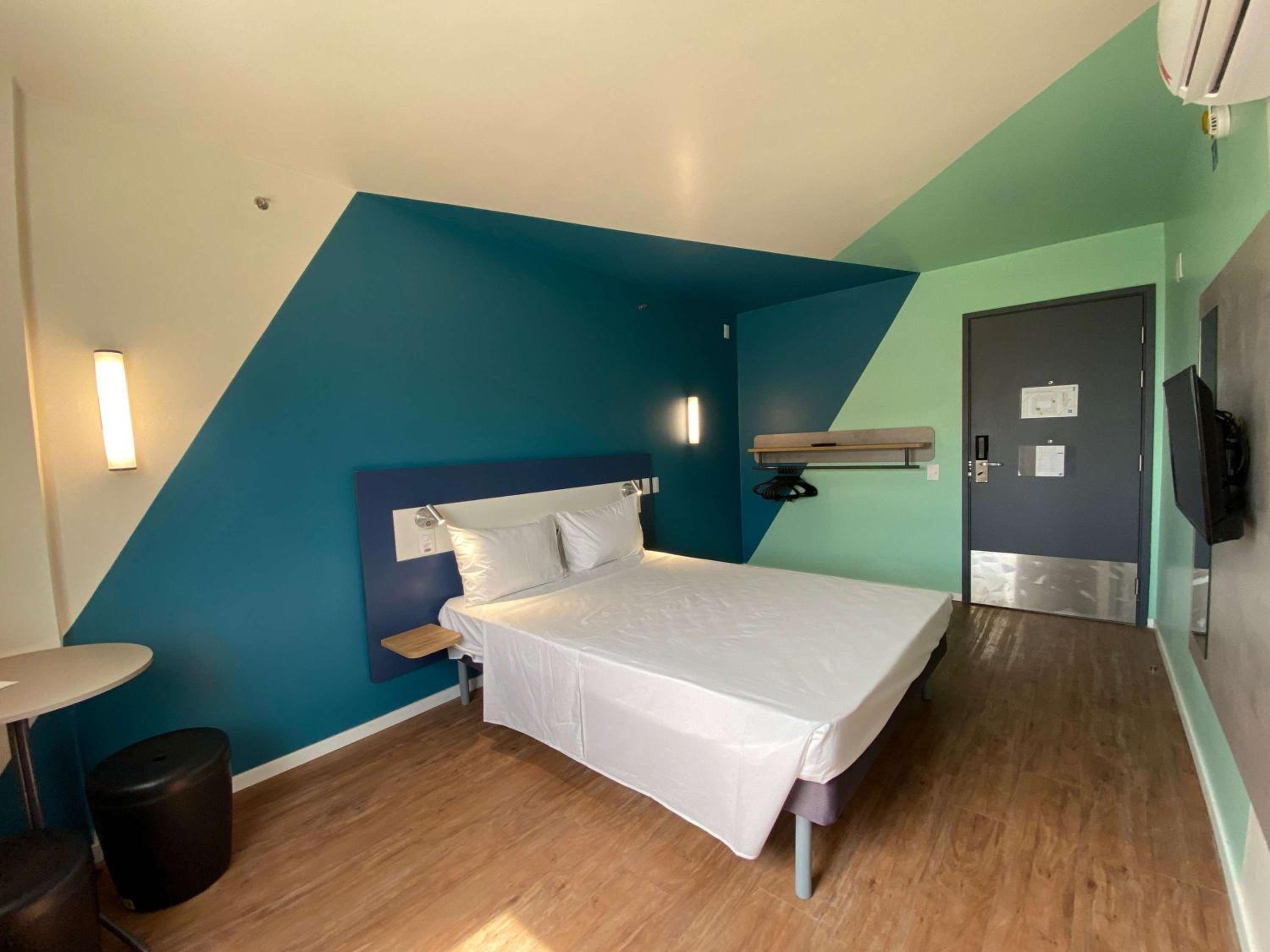 Standard Double Room - Photo 3