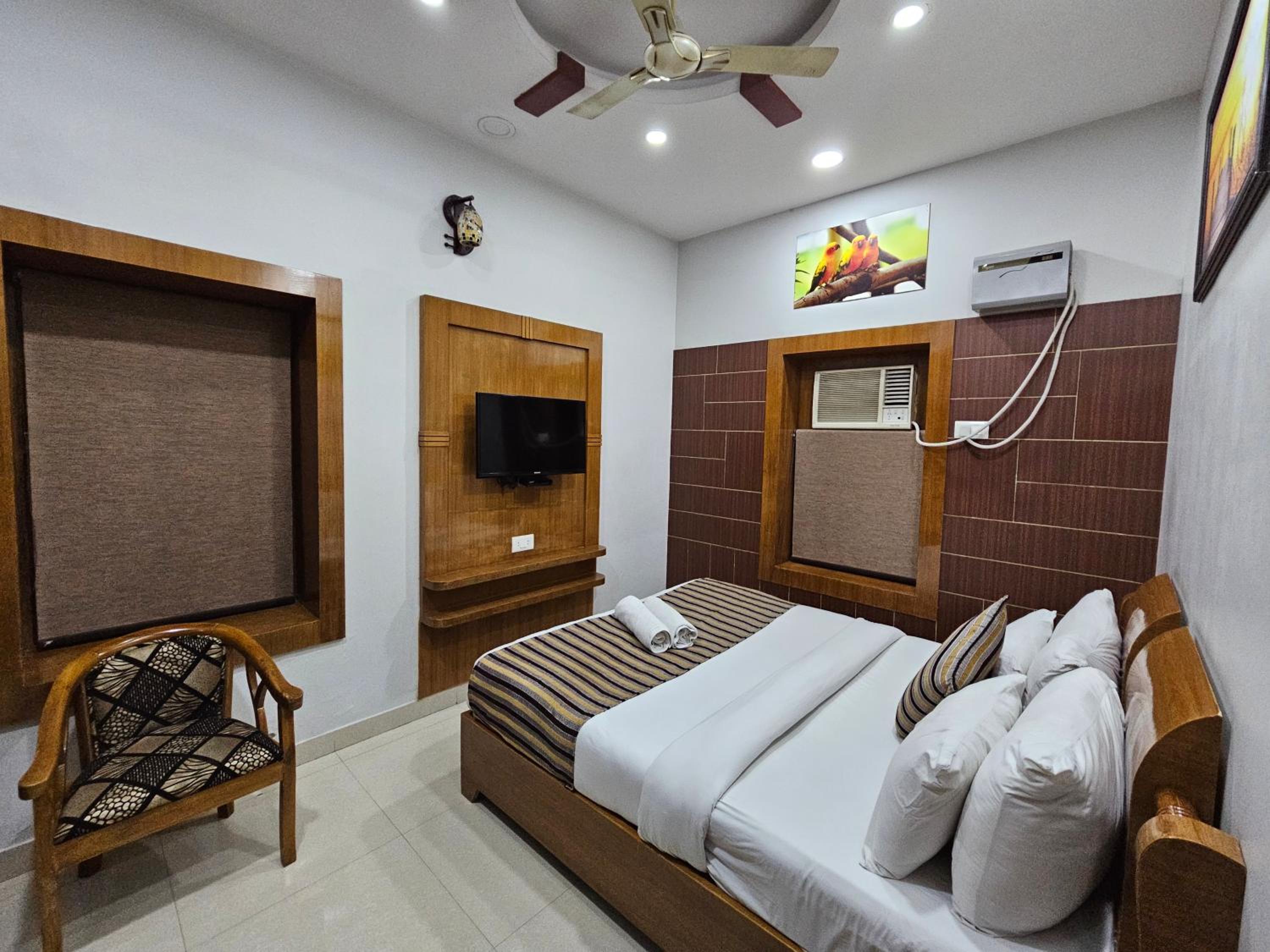 Deluxe Double Room photo 3