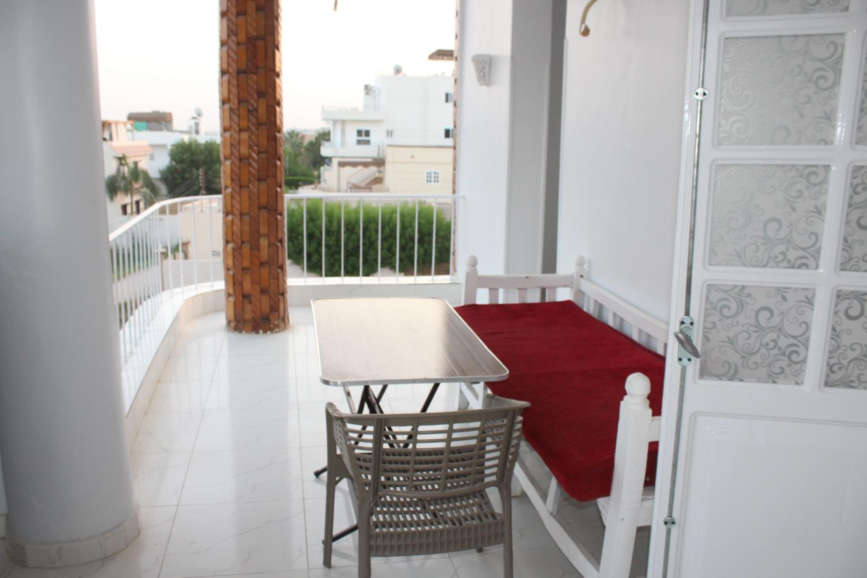 Studio with Pool View - Photo 38