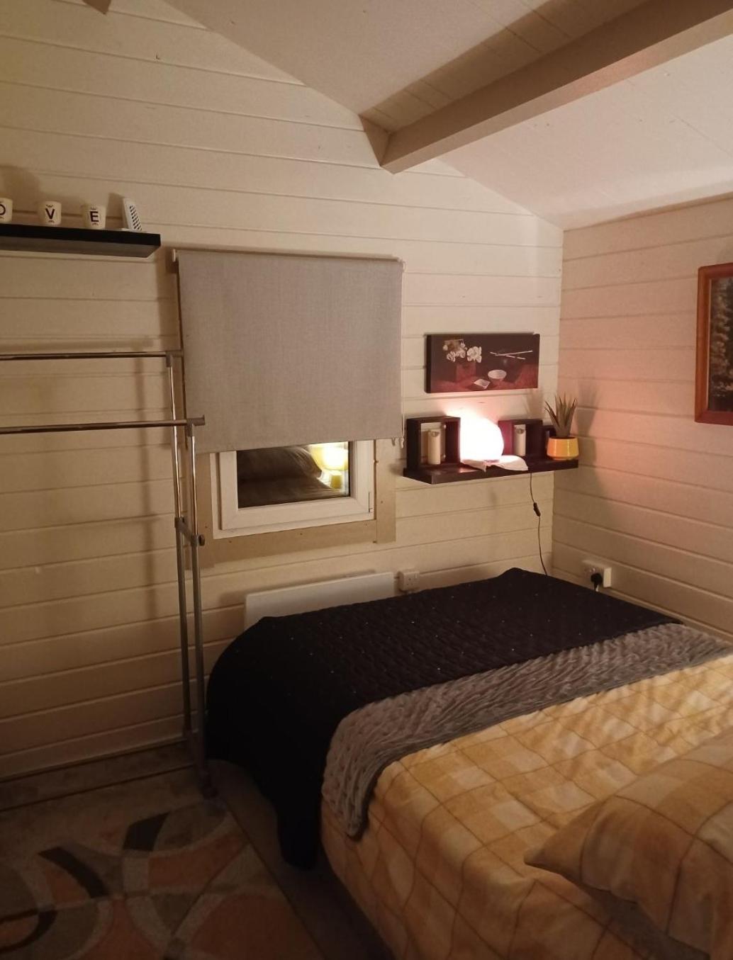 Two-Bedroom House photo 3
