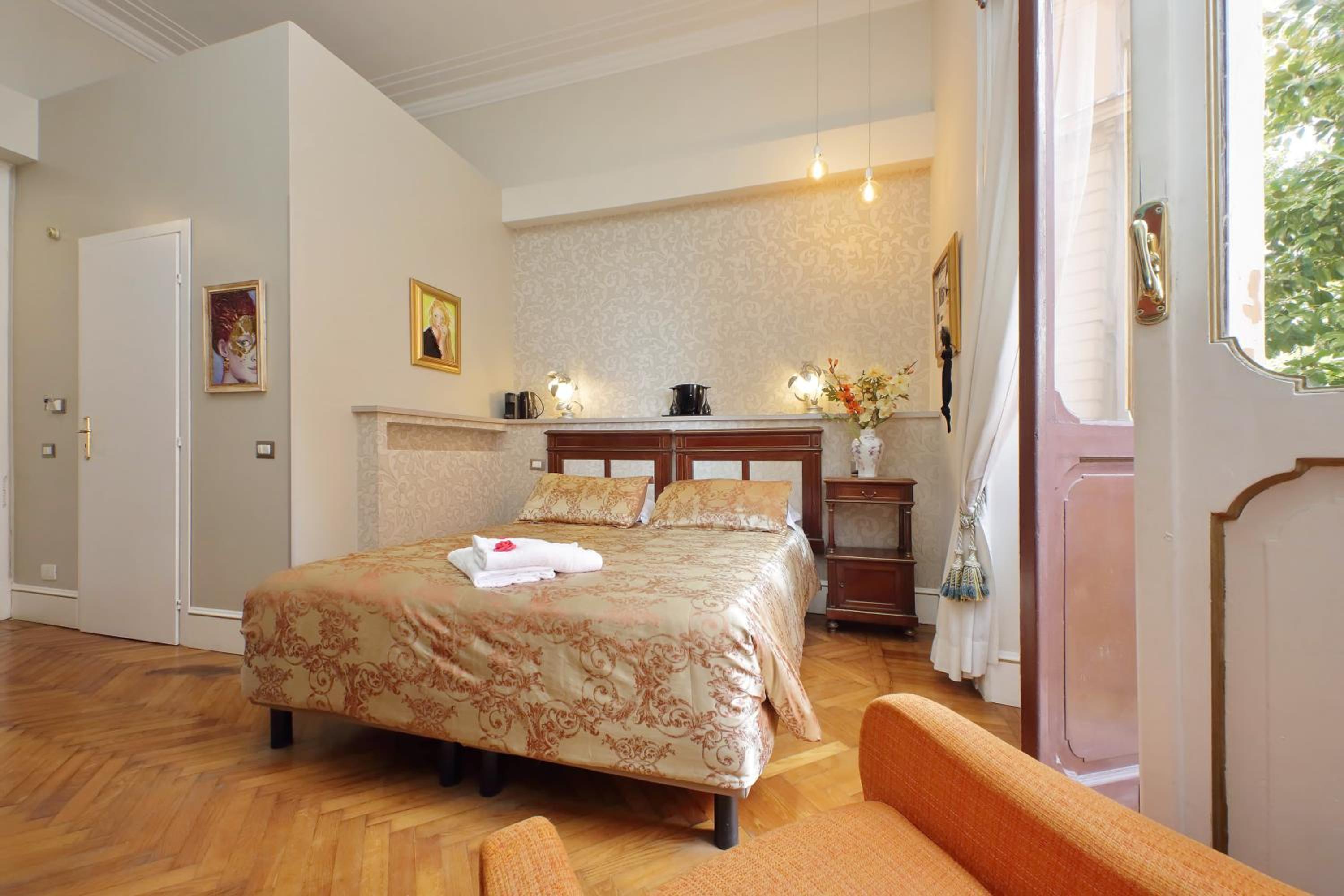 Double or Twin Room with Garden View photo 3