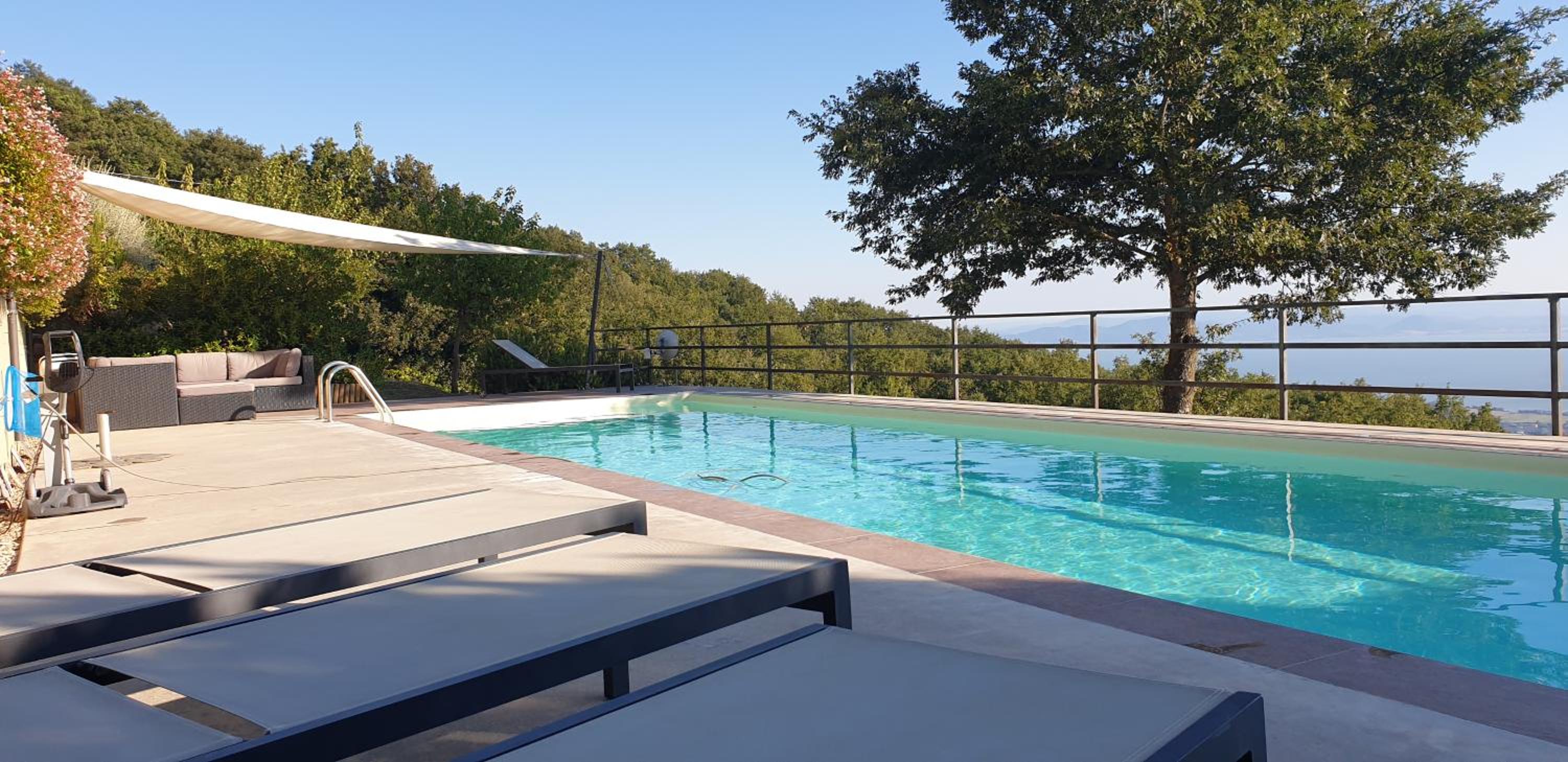 Villa photo 2