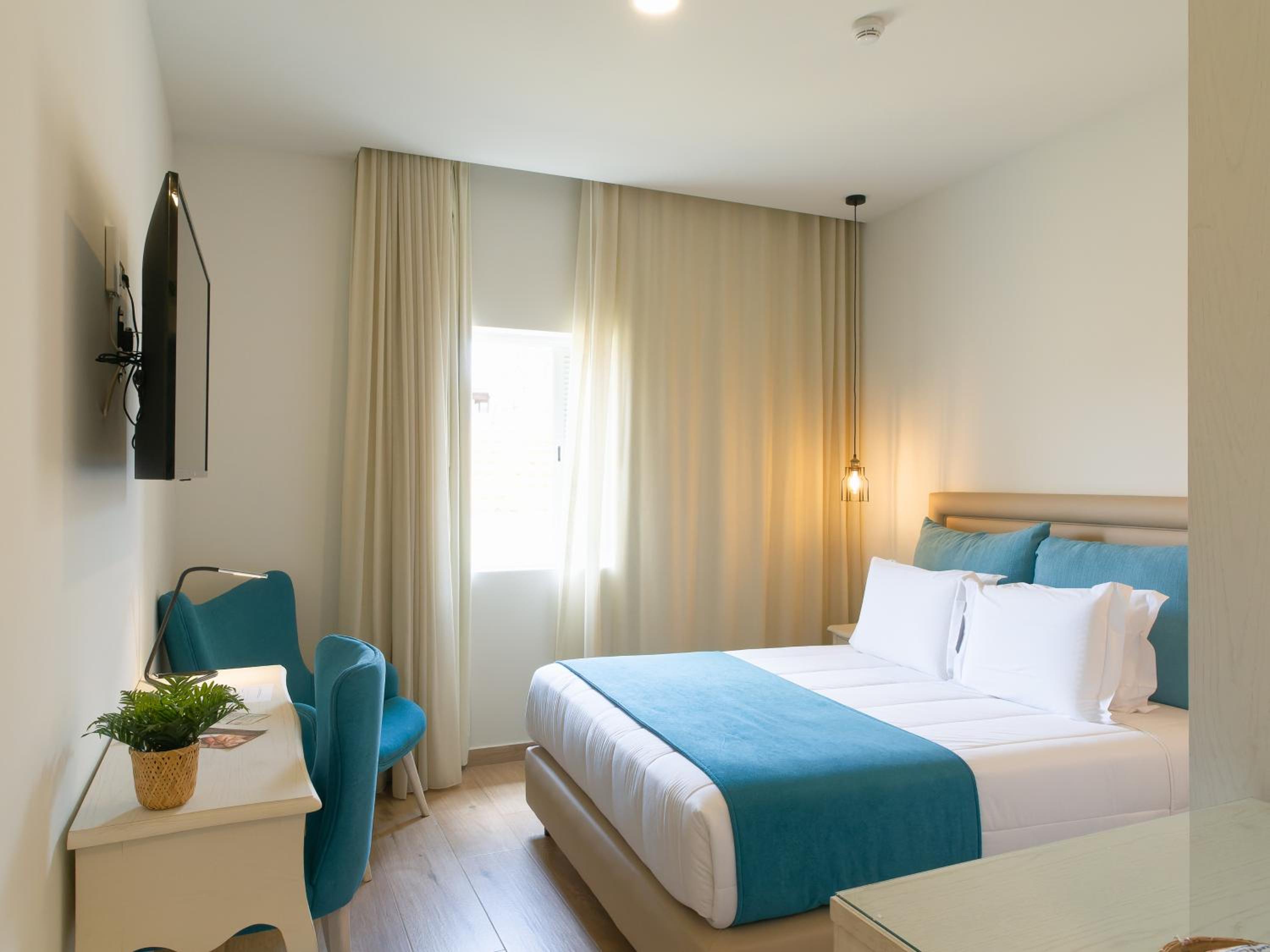 Economy Single Room