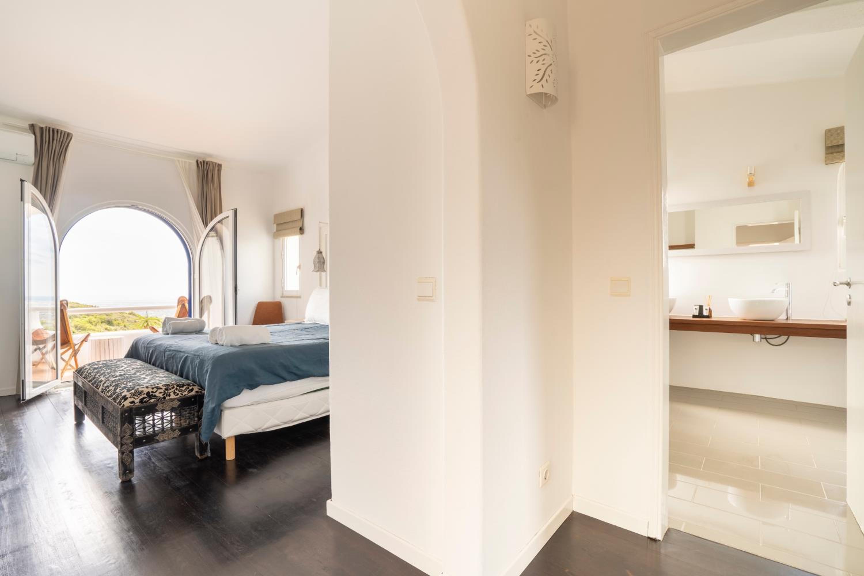 King Room with Sea View photo 1