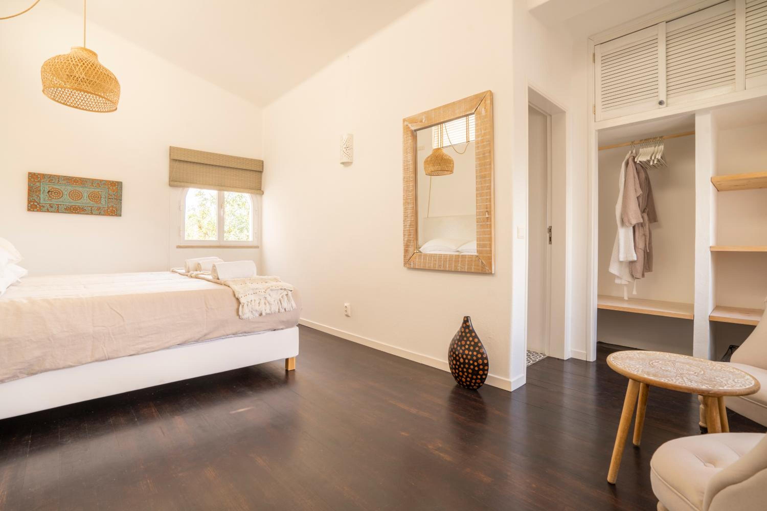 King Room with Mountain View photo 2