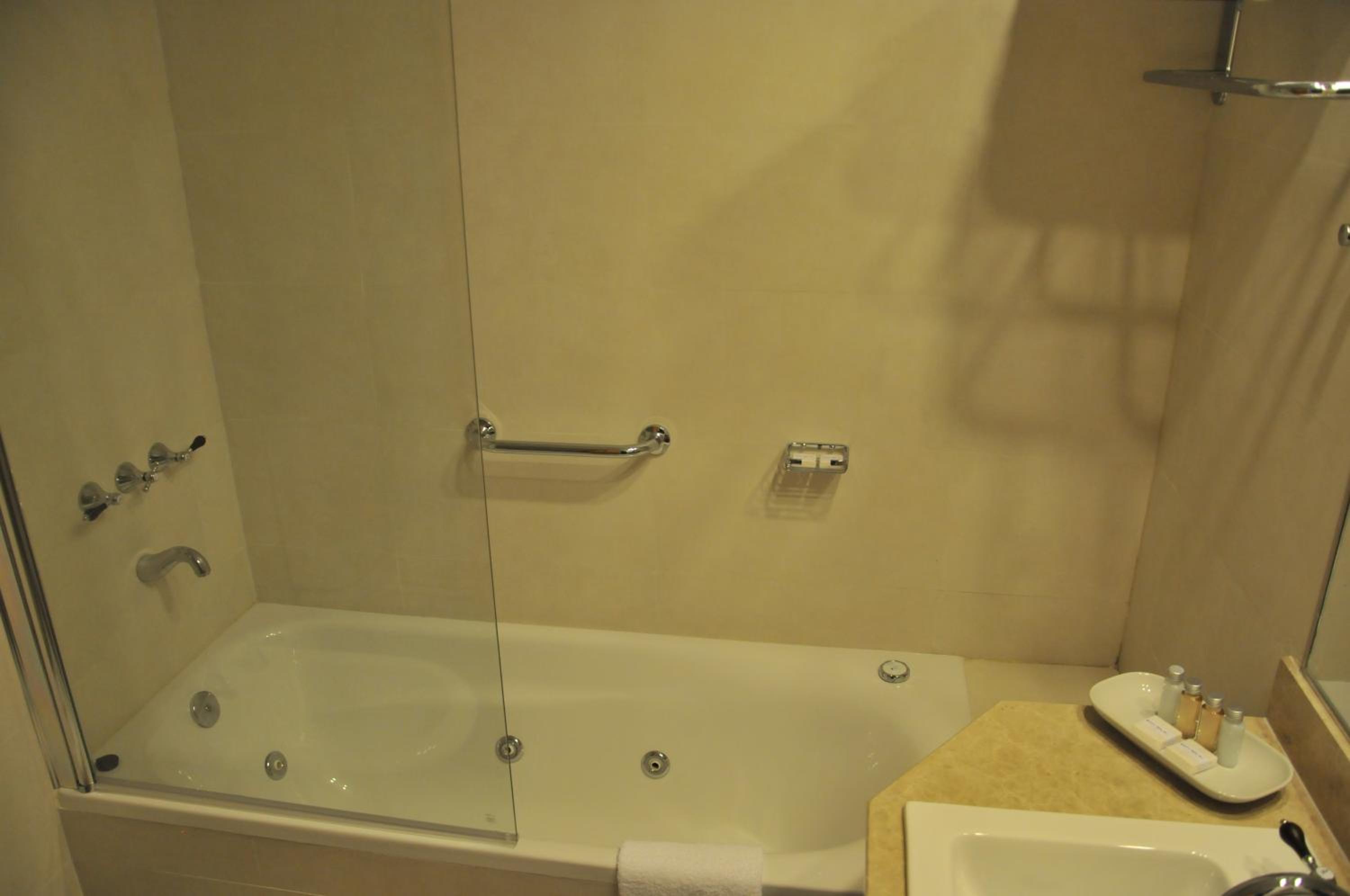 Double or Twin Room - Disability Access photo 3