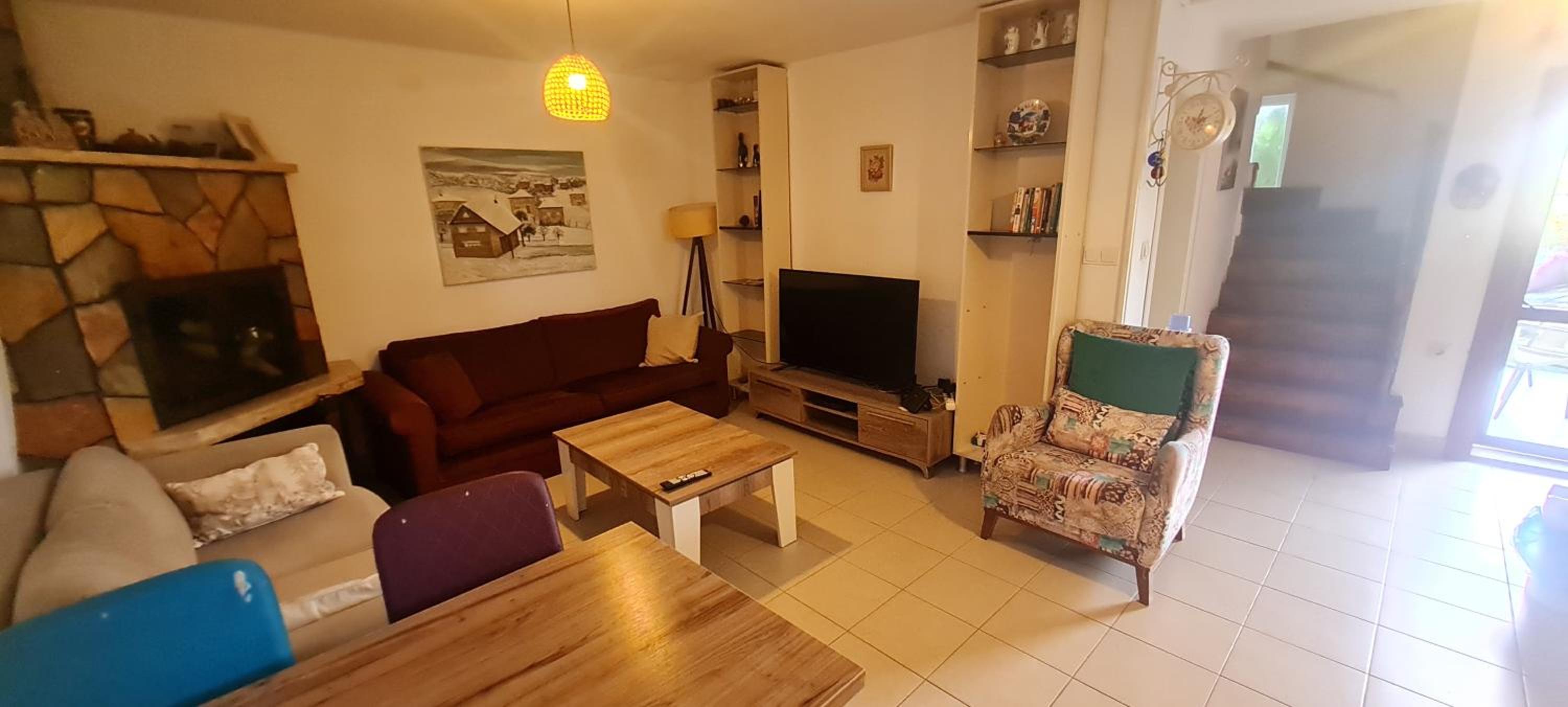 Three-Bedroom Villa - Photo 1