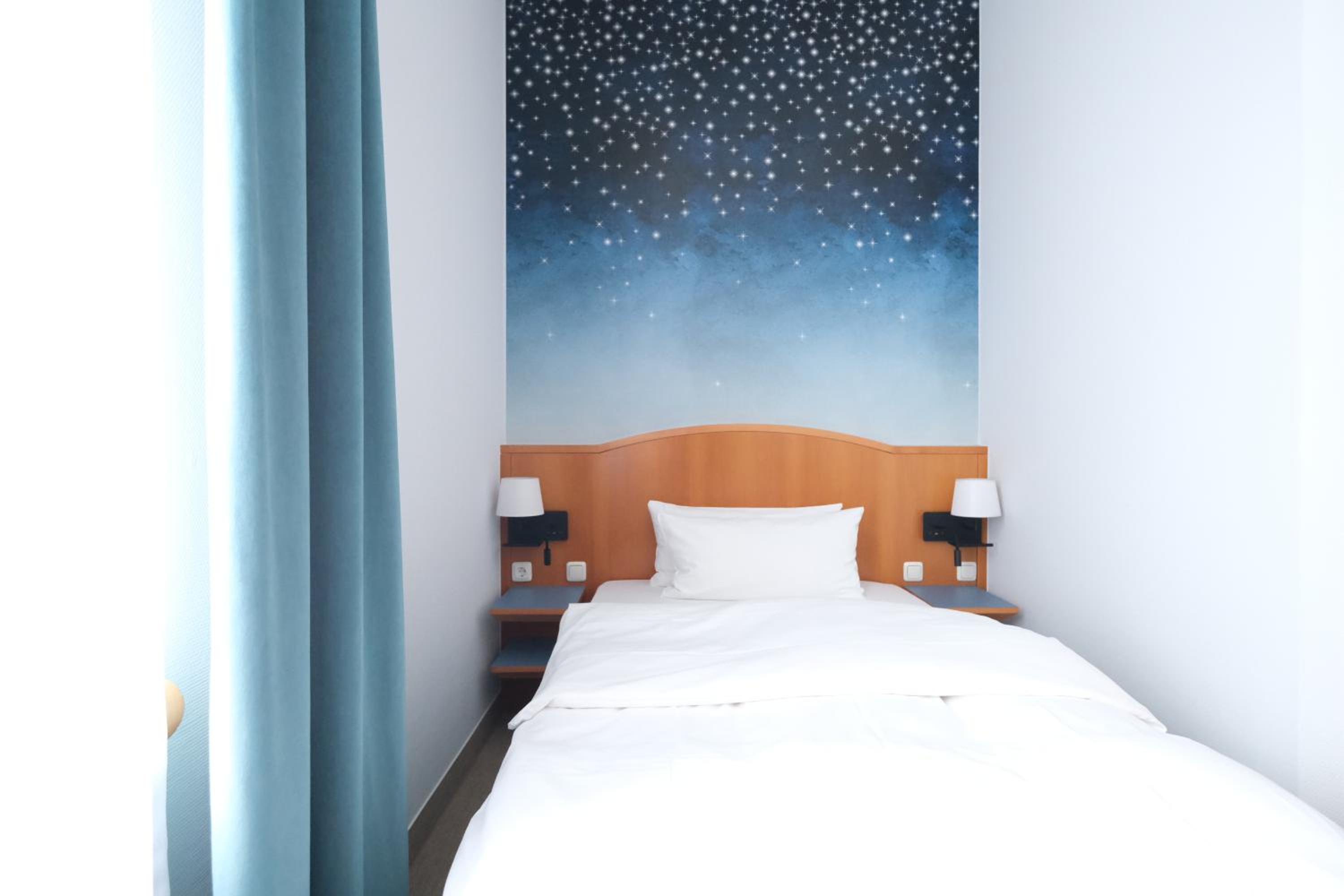 Small Single Room