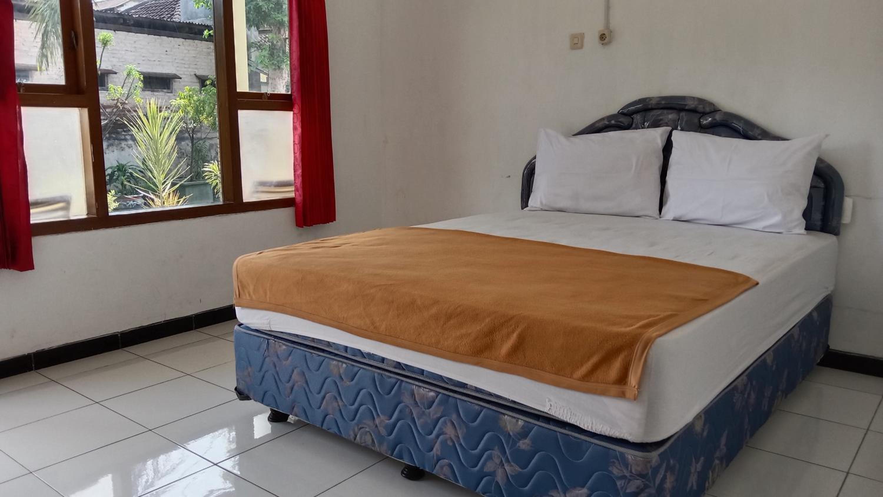Standard Double or Twin Room - Photo 7