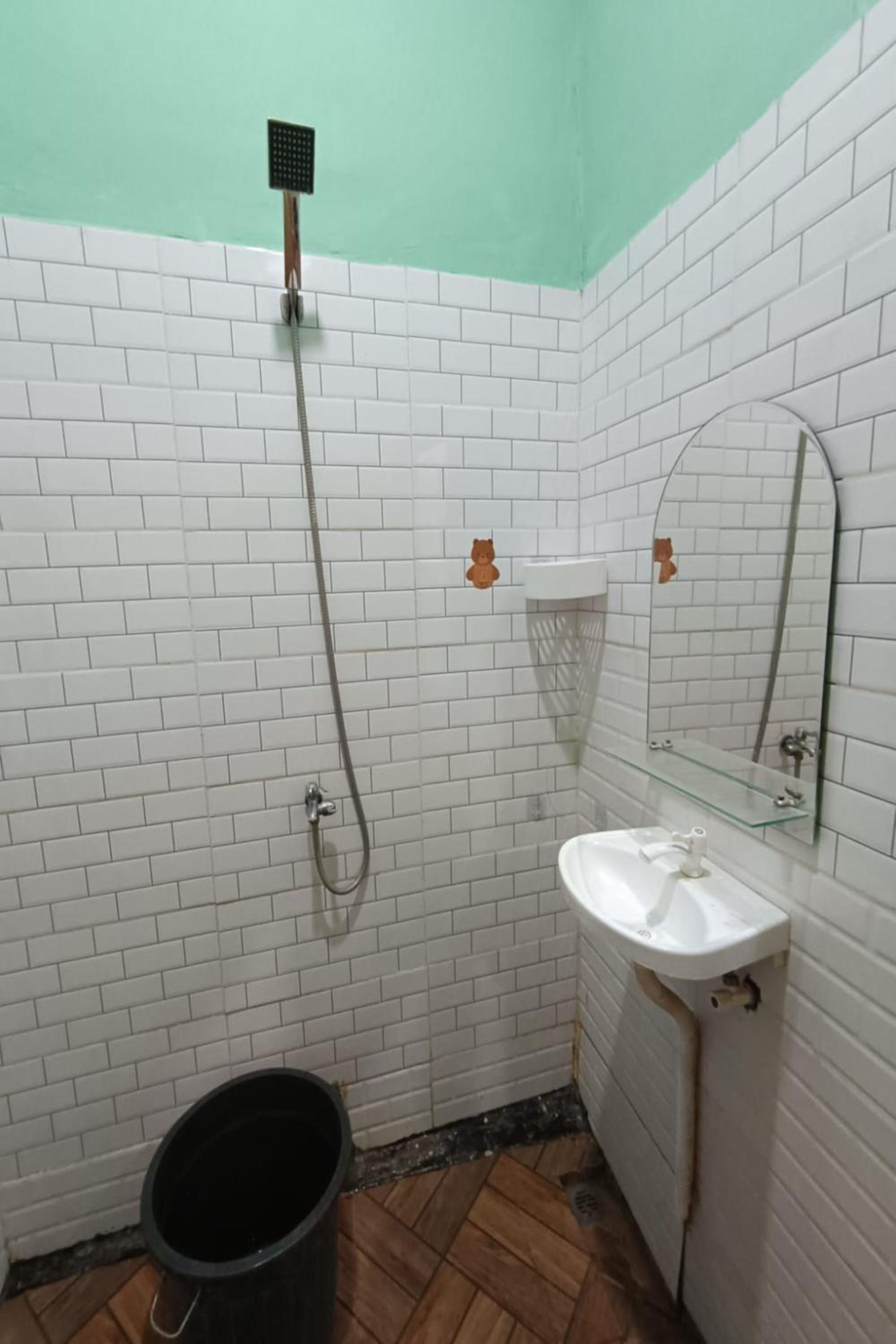 Standard Queen Room photo 3