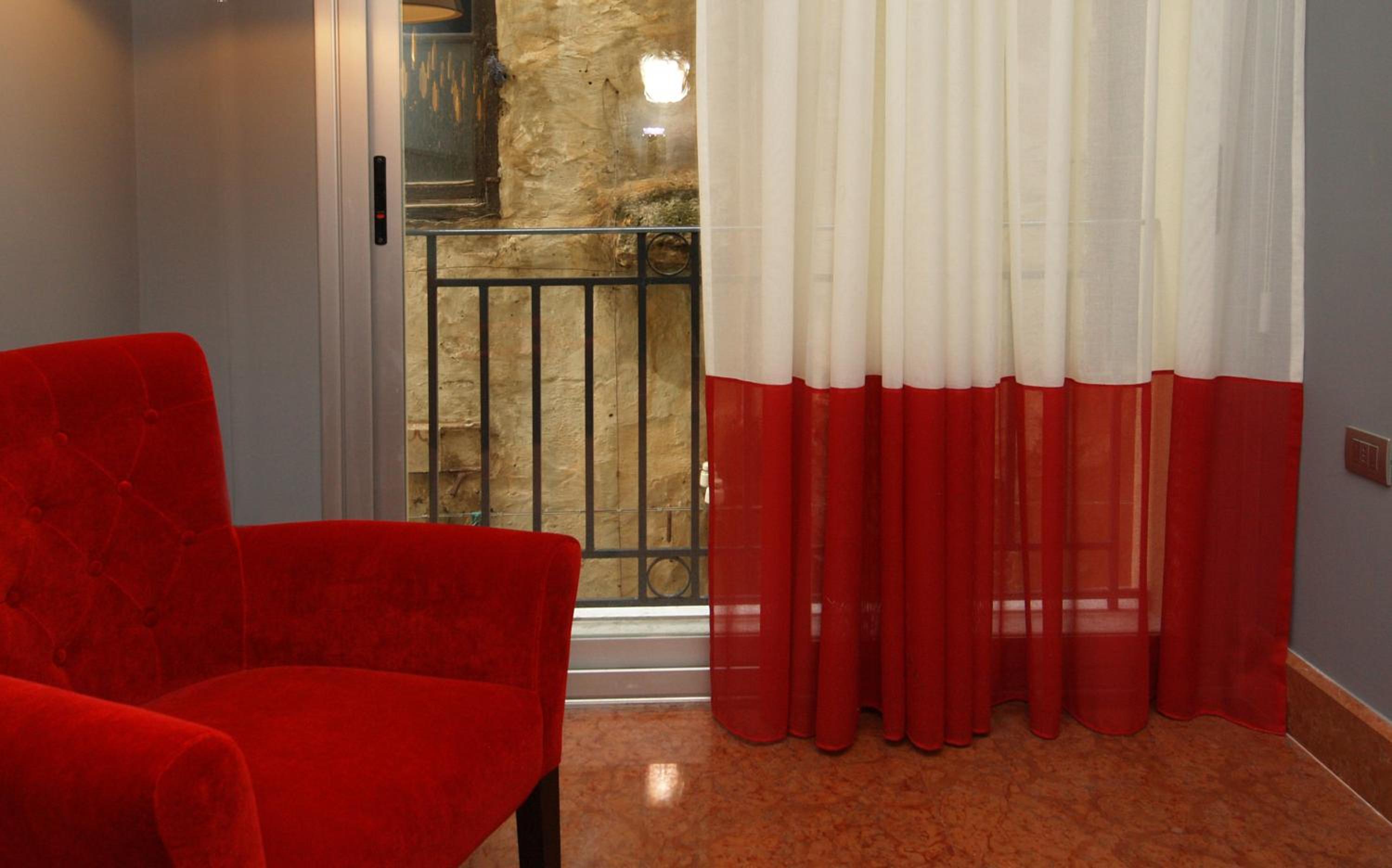 Superior Double Room (1 Adult) - Photo 2