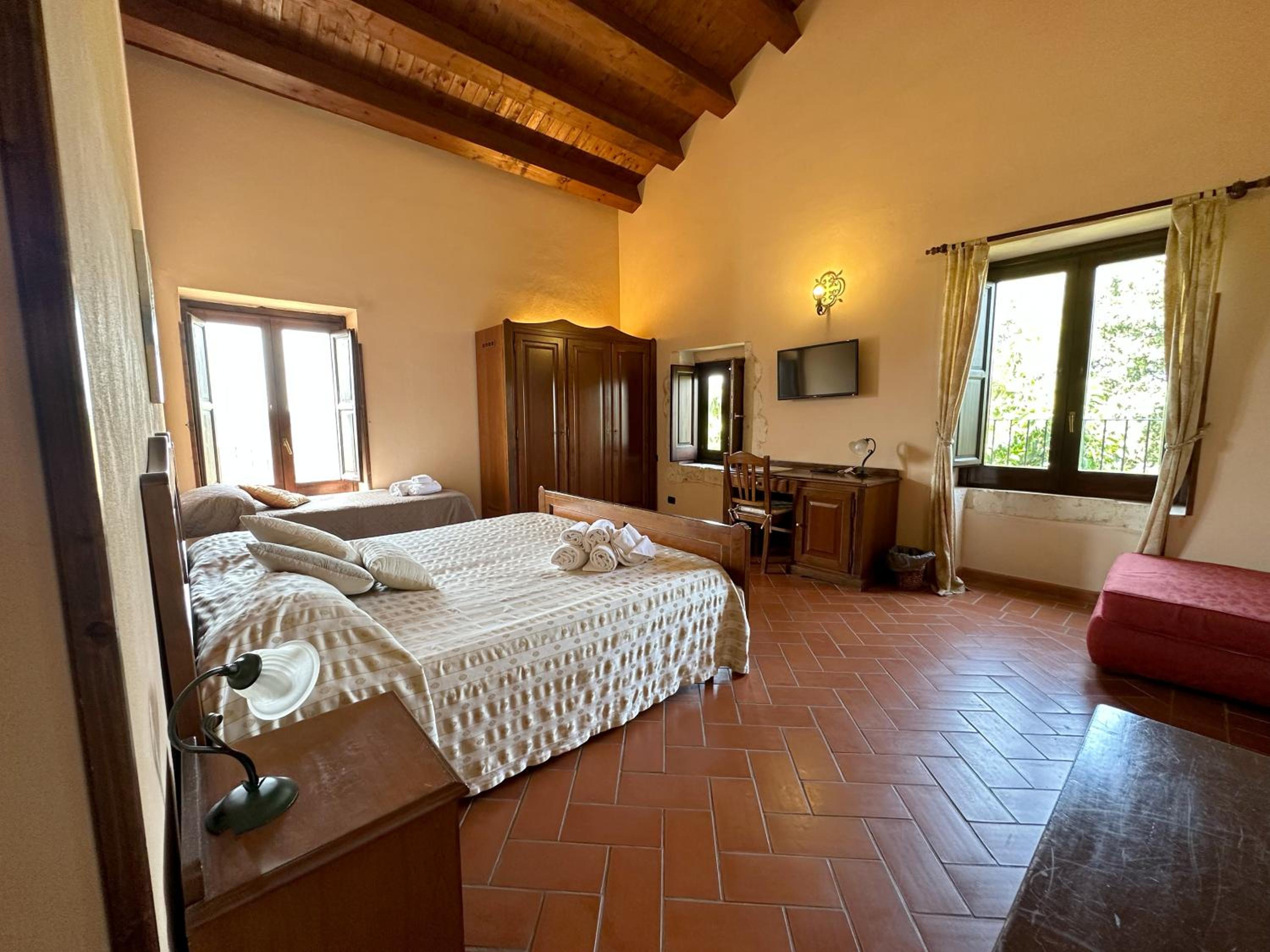 Triple Room - Photo 1