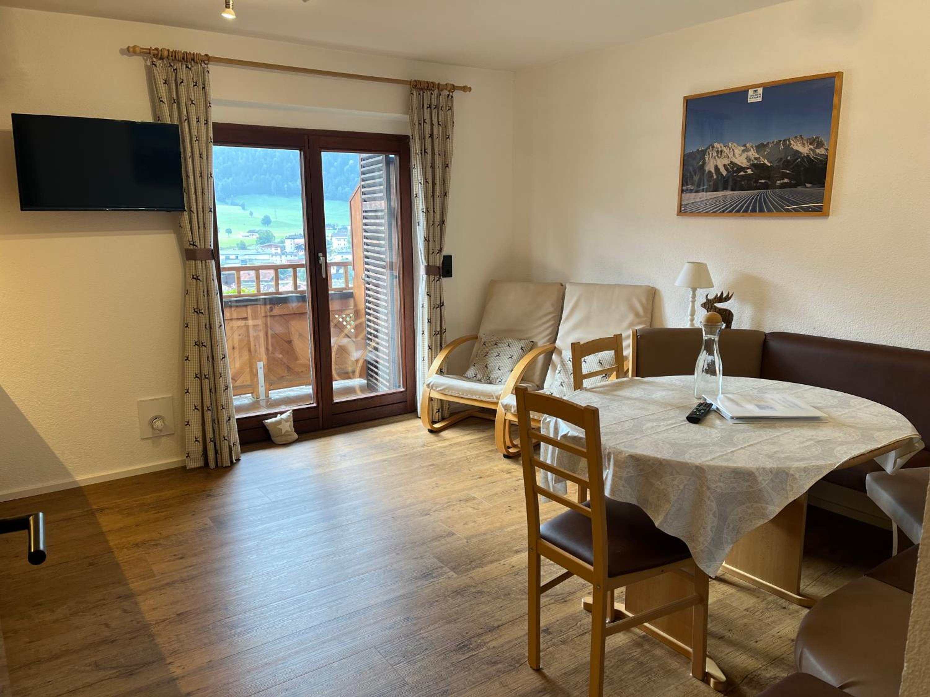 Two-Bedroom Apartment with Balcony and Mountain View  photo 1