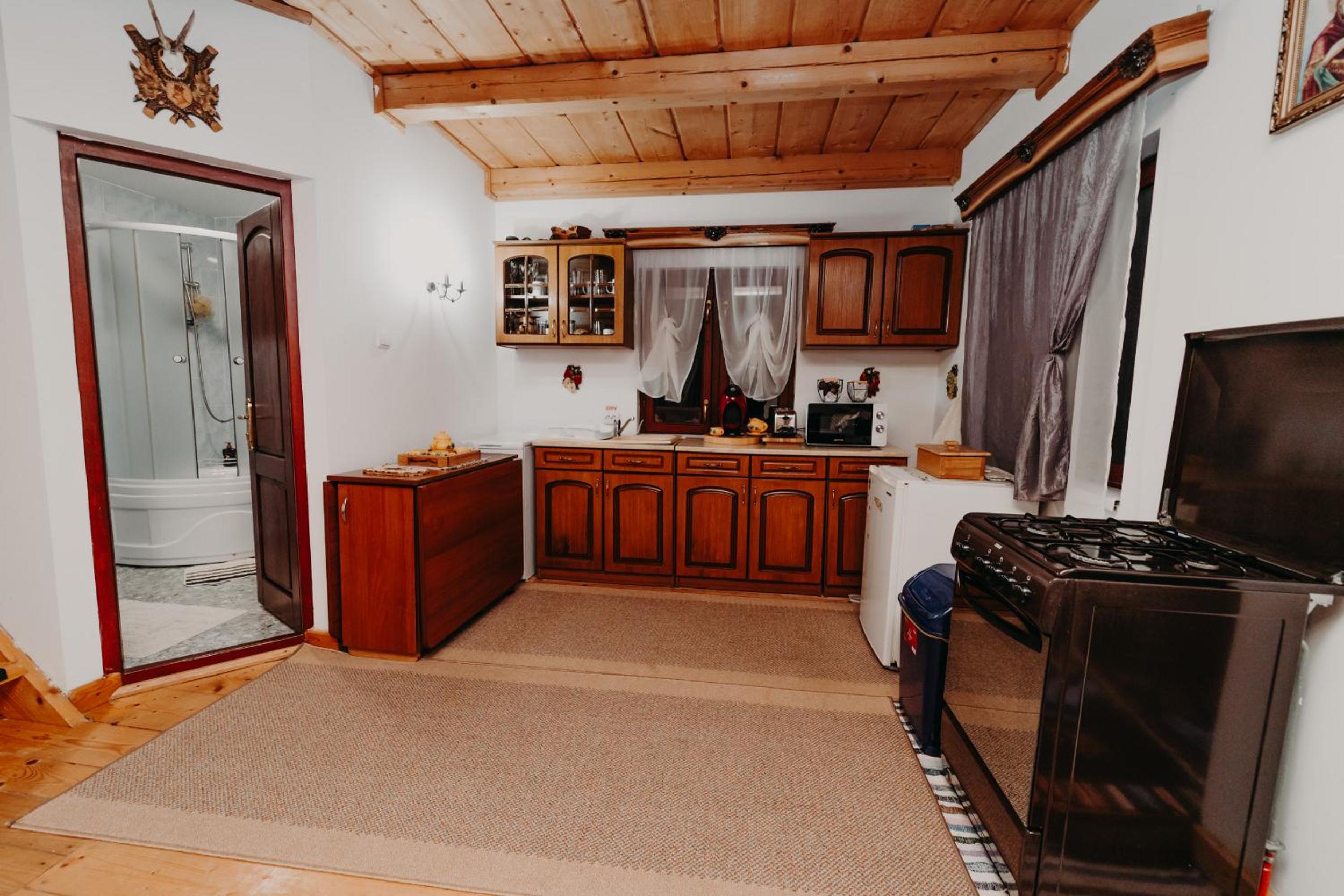 Two-Bedroom House - Photo 23