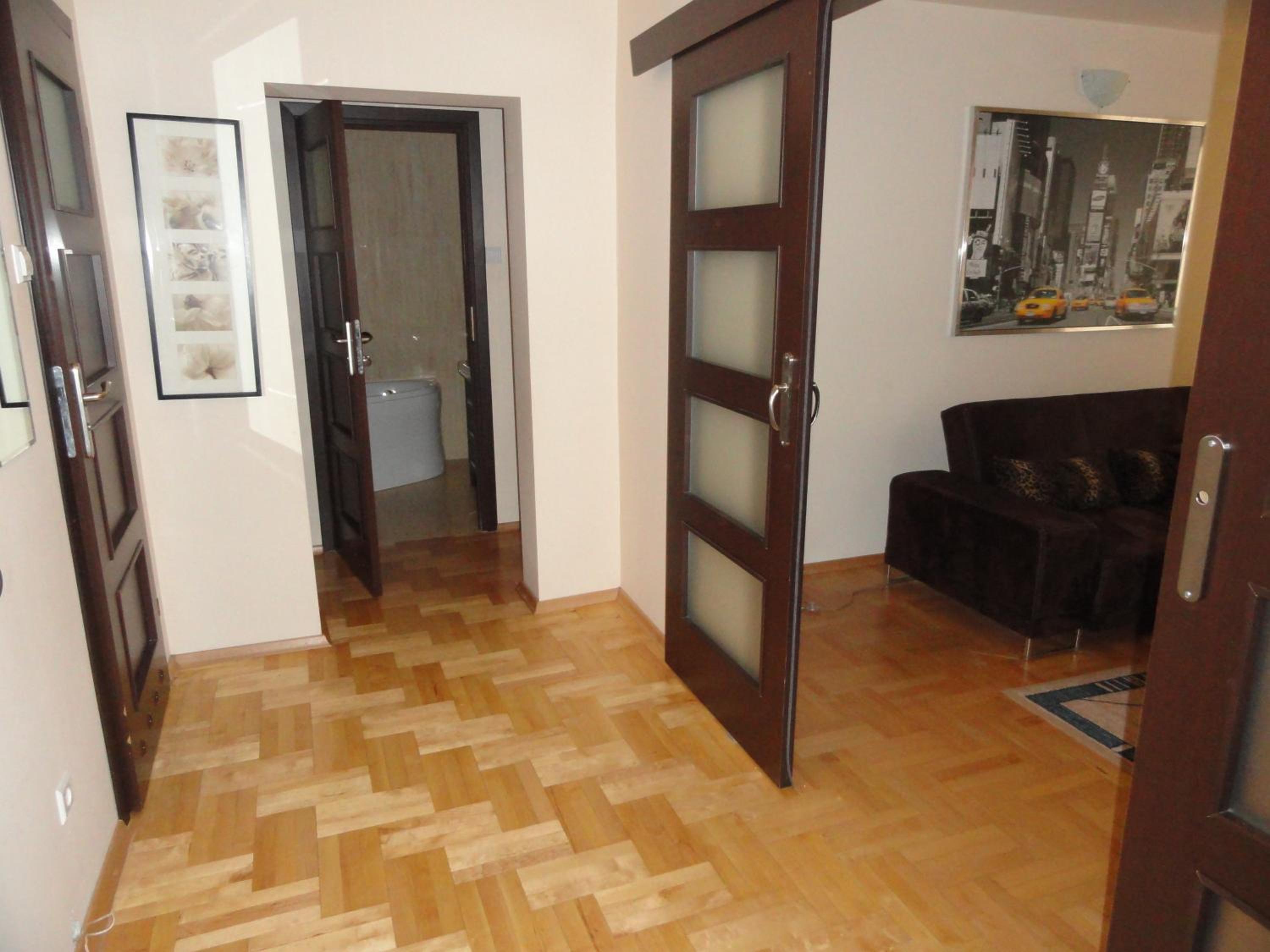 Apartment with Mountain View photo 3