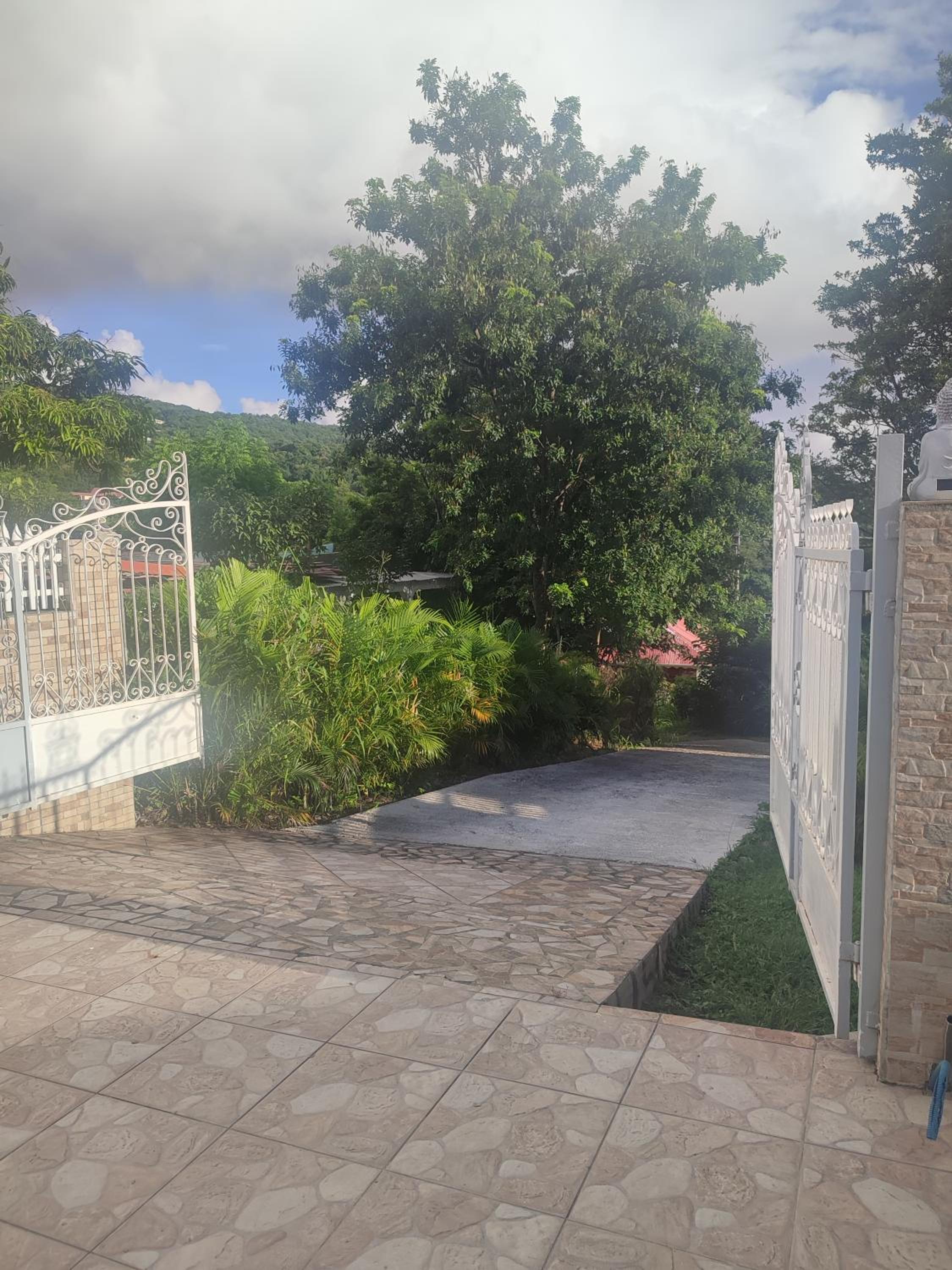 Four-Bedroom Villa - Photo 18