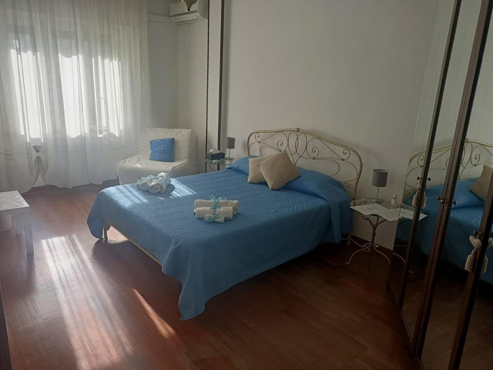 Deluxe Double Room With Extra Bed