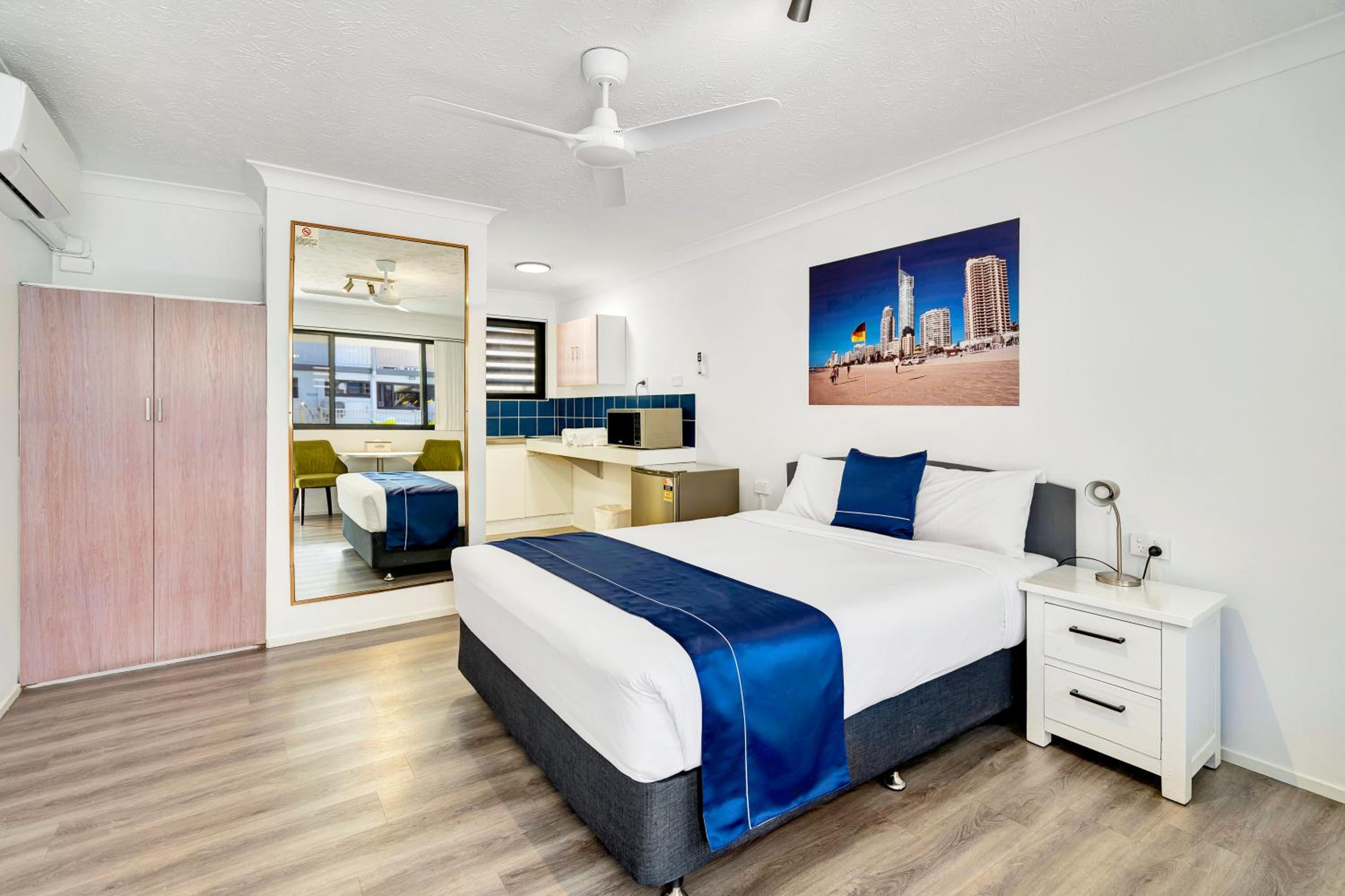 Double Room - Photo 13