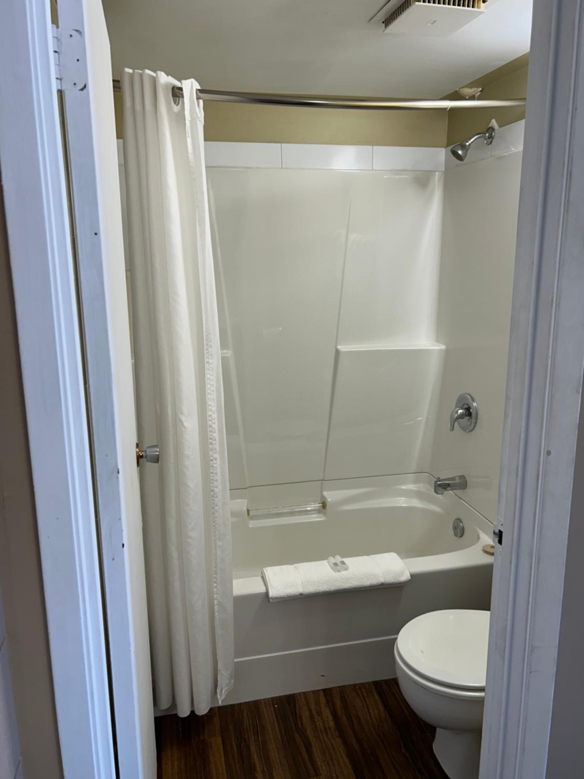 Double Room with Two Double Beds - Photo 1
