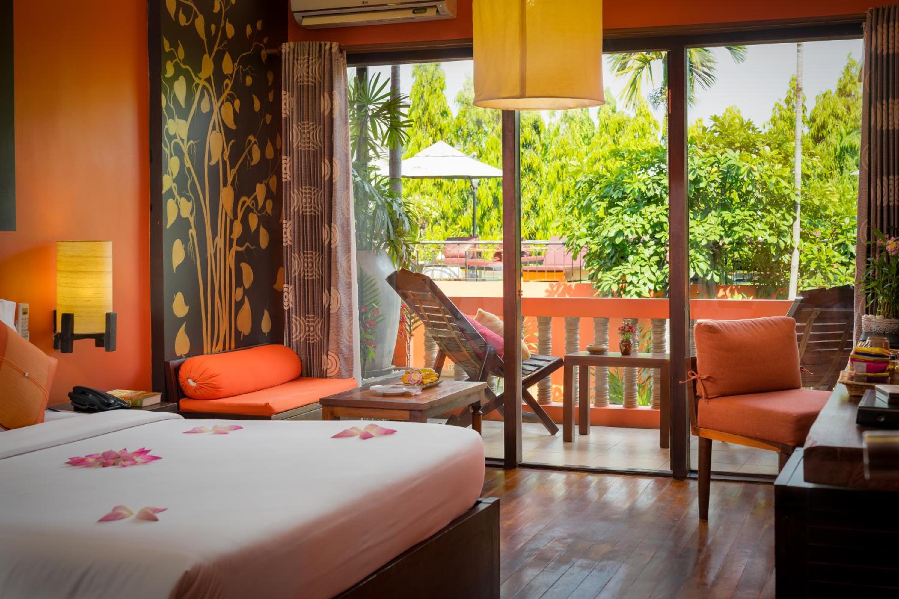 Suite Pool View - Free USD15 Credit Spa - Photo 1
