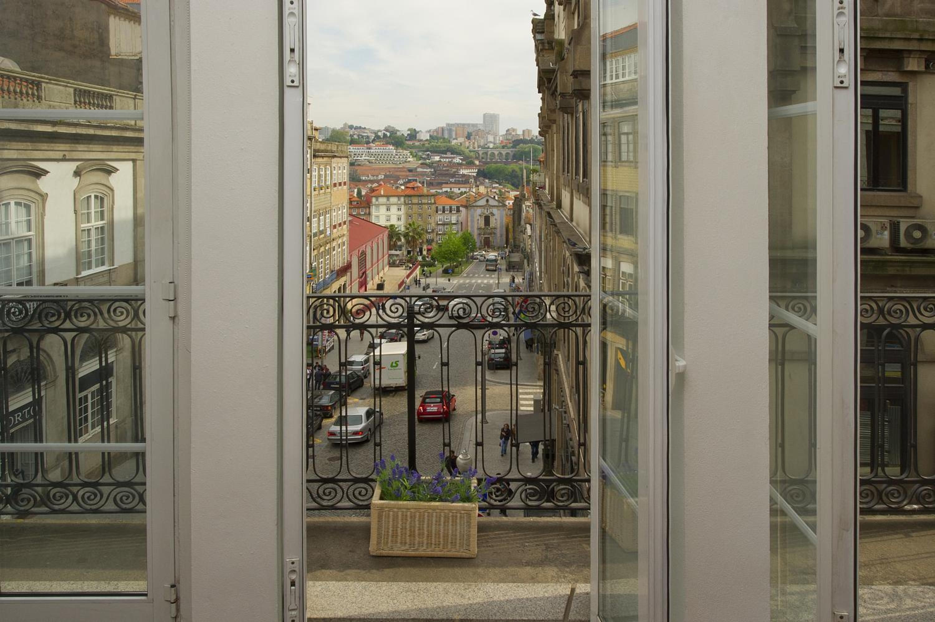 Apartment with Balcony 3 - Photo 9