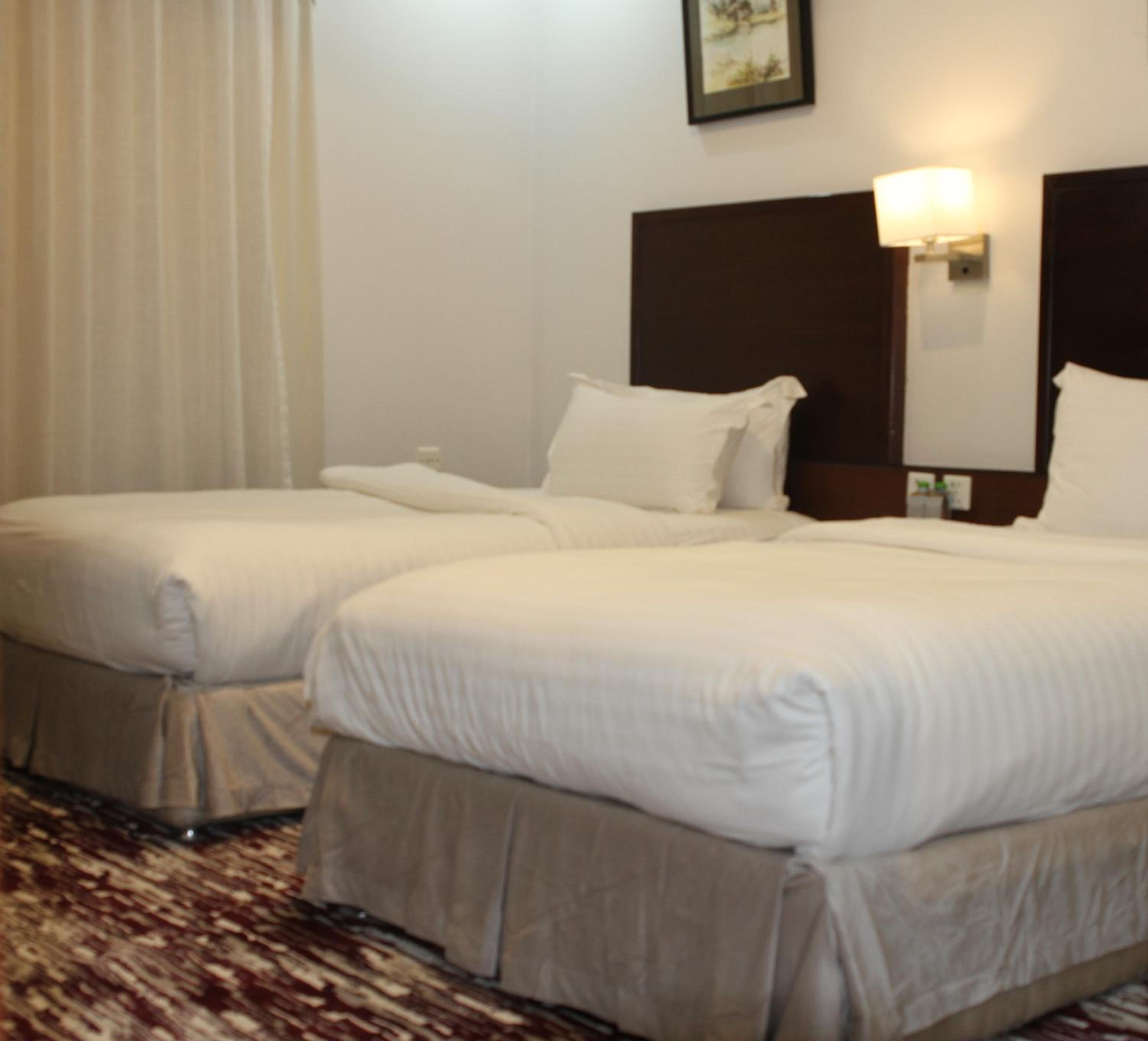 Budget Twin Room - Photo 1