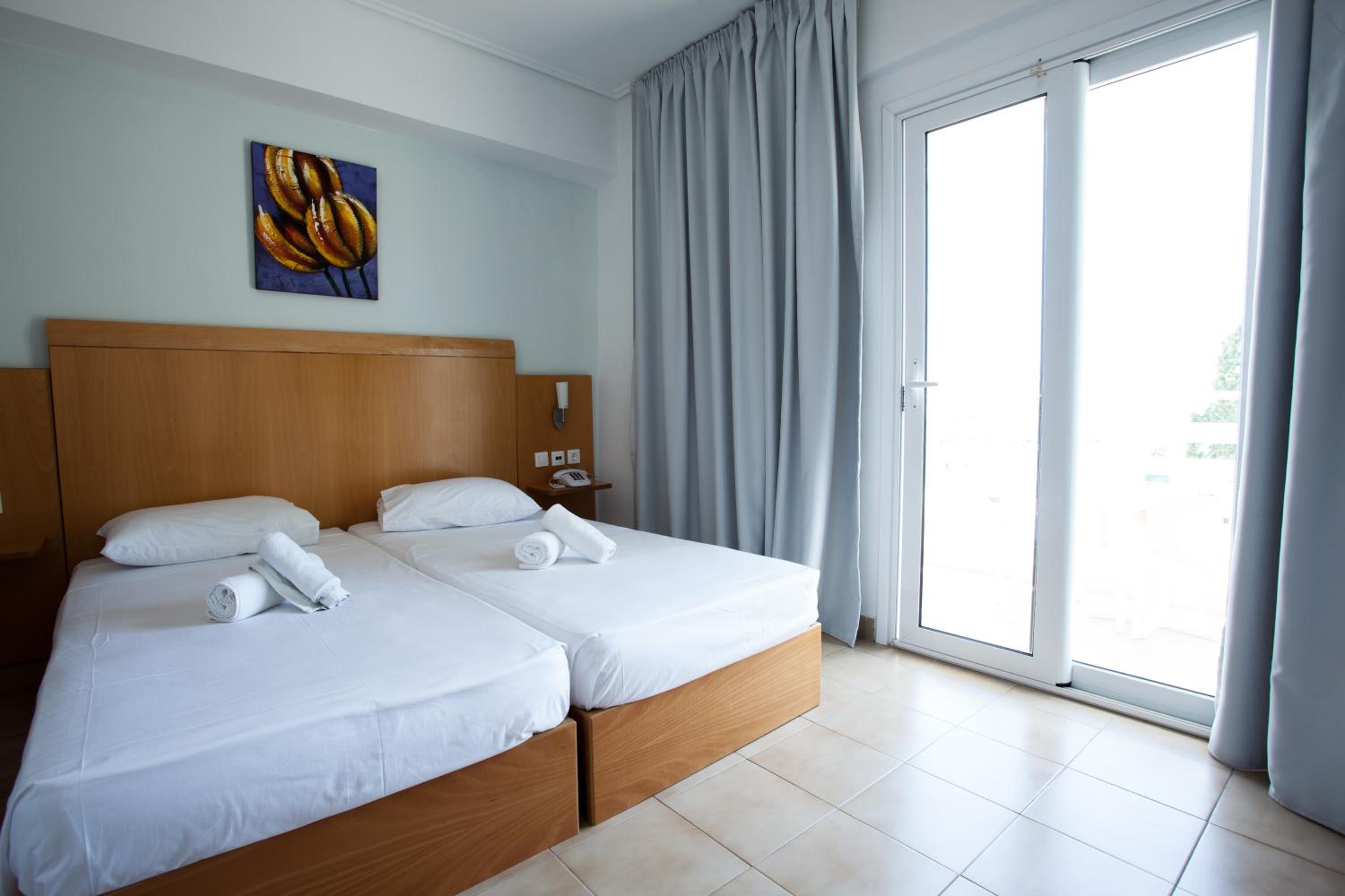 Comfort Twin Room - Photo 3