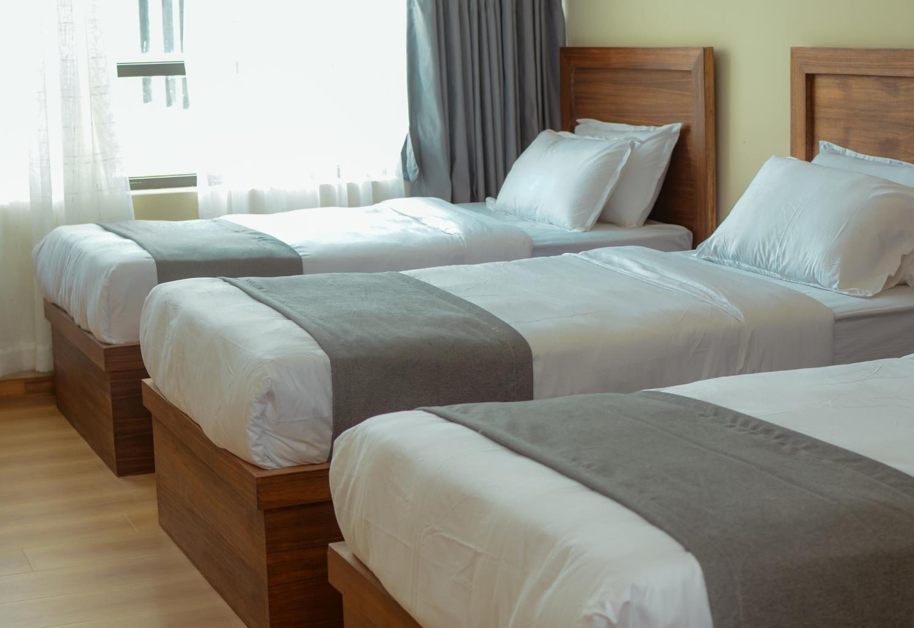 Deluxe Triple Room - Photo 2
